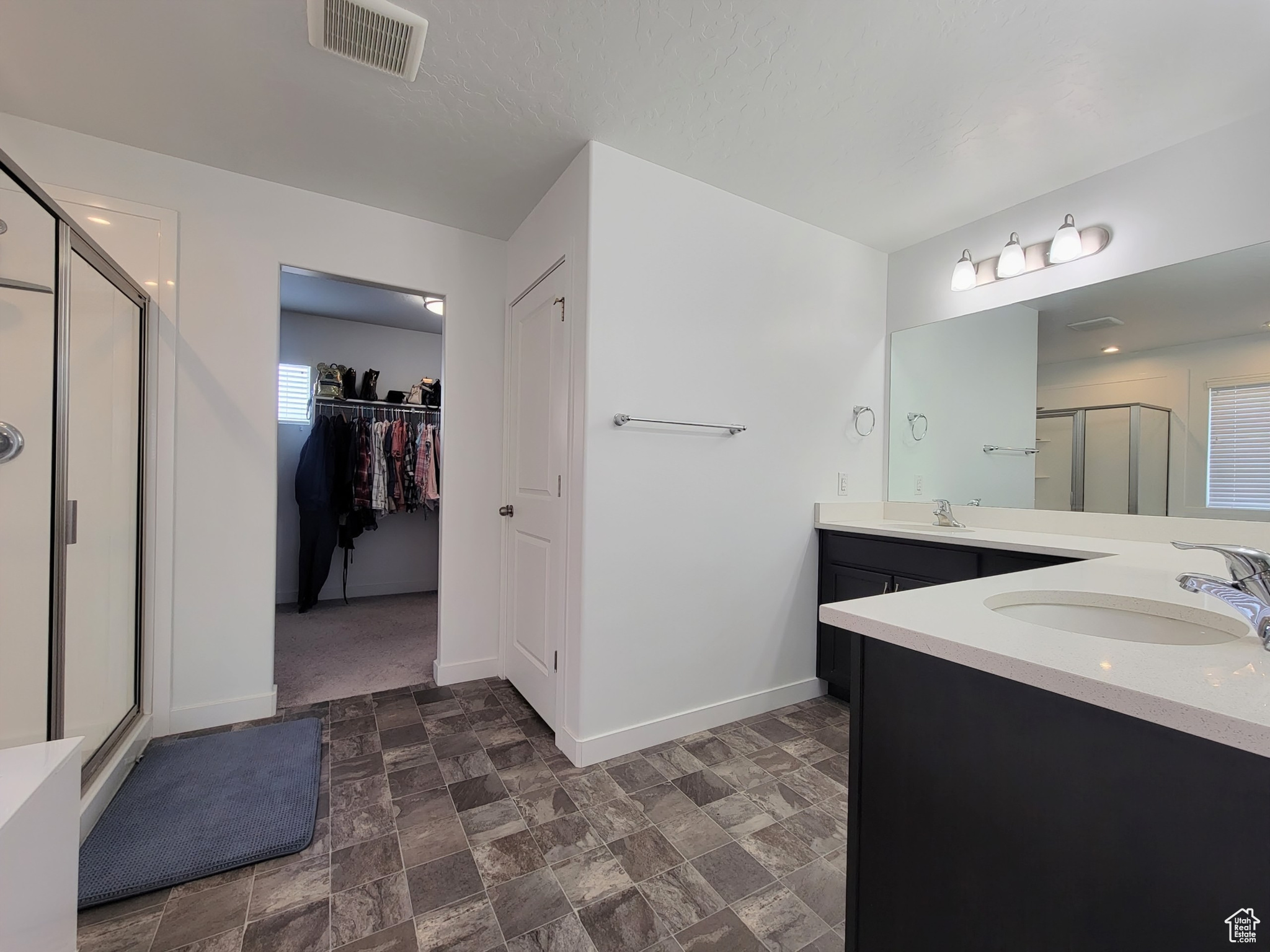 WOOD HOLLOW ESTATES - Residential