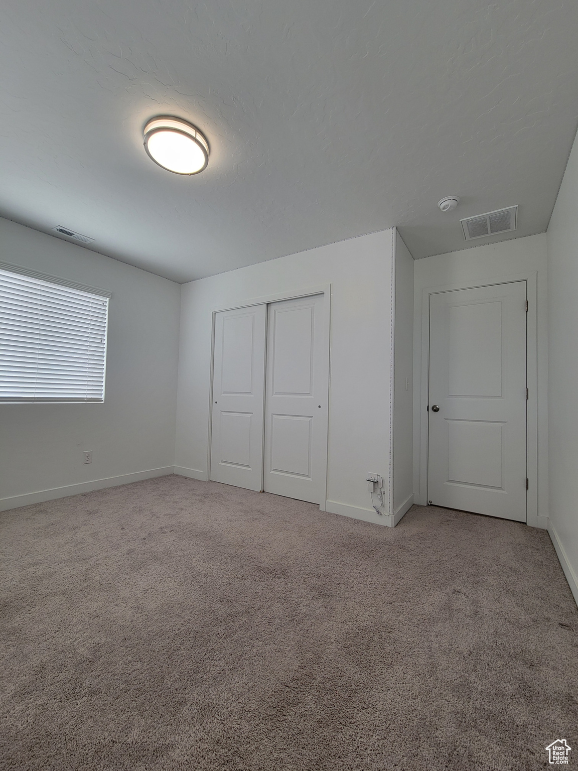 WOOD HOLLOW ESTATES - Residential