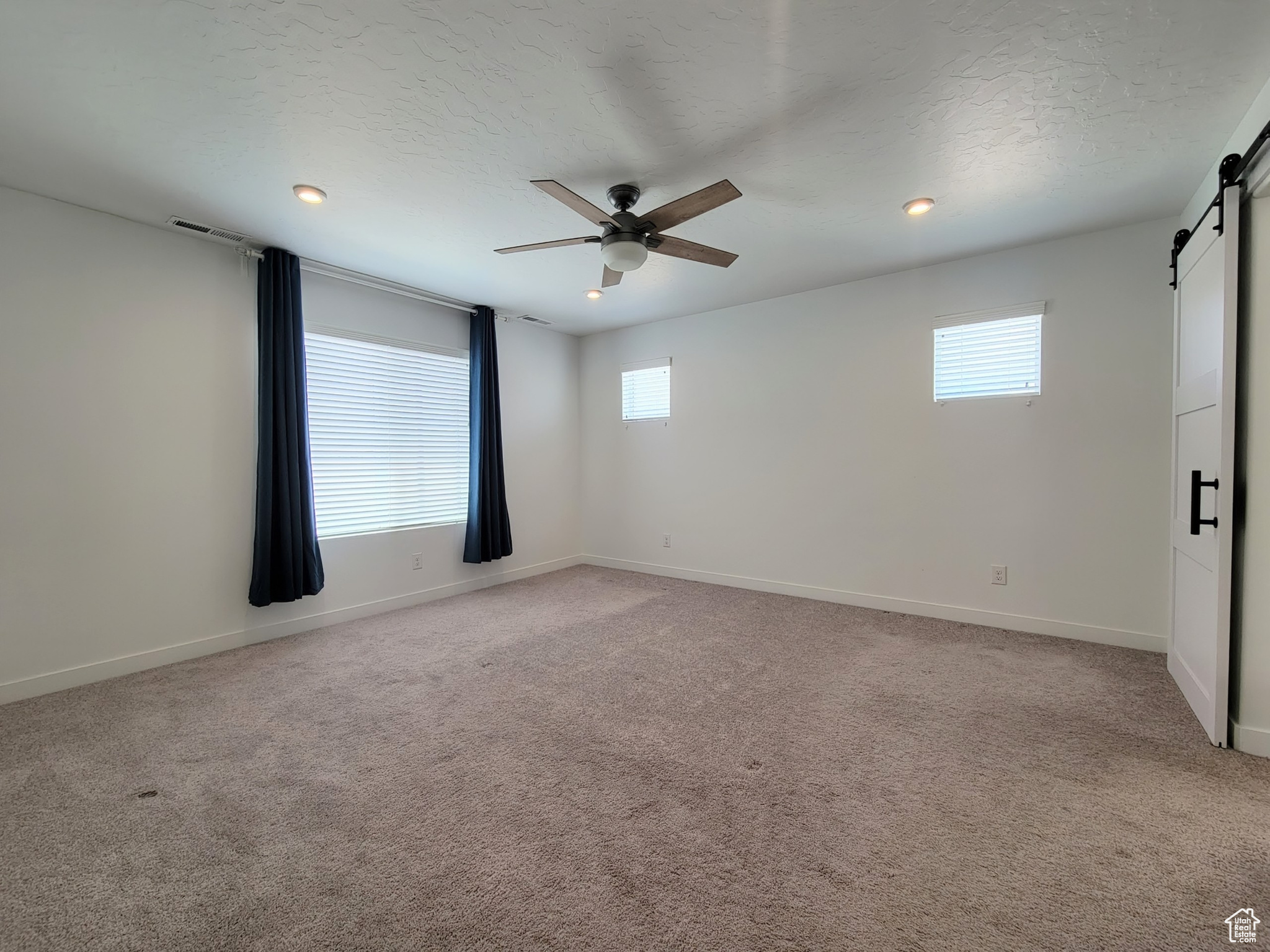WOOD HOLLOW ESTATES - Residential