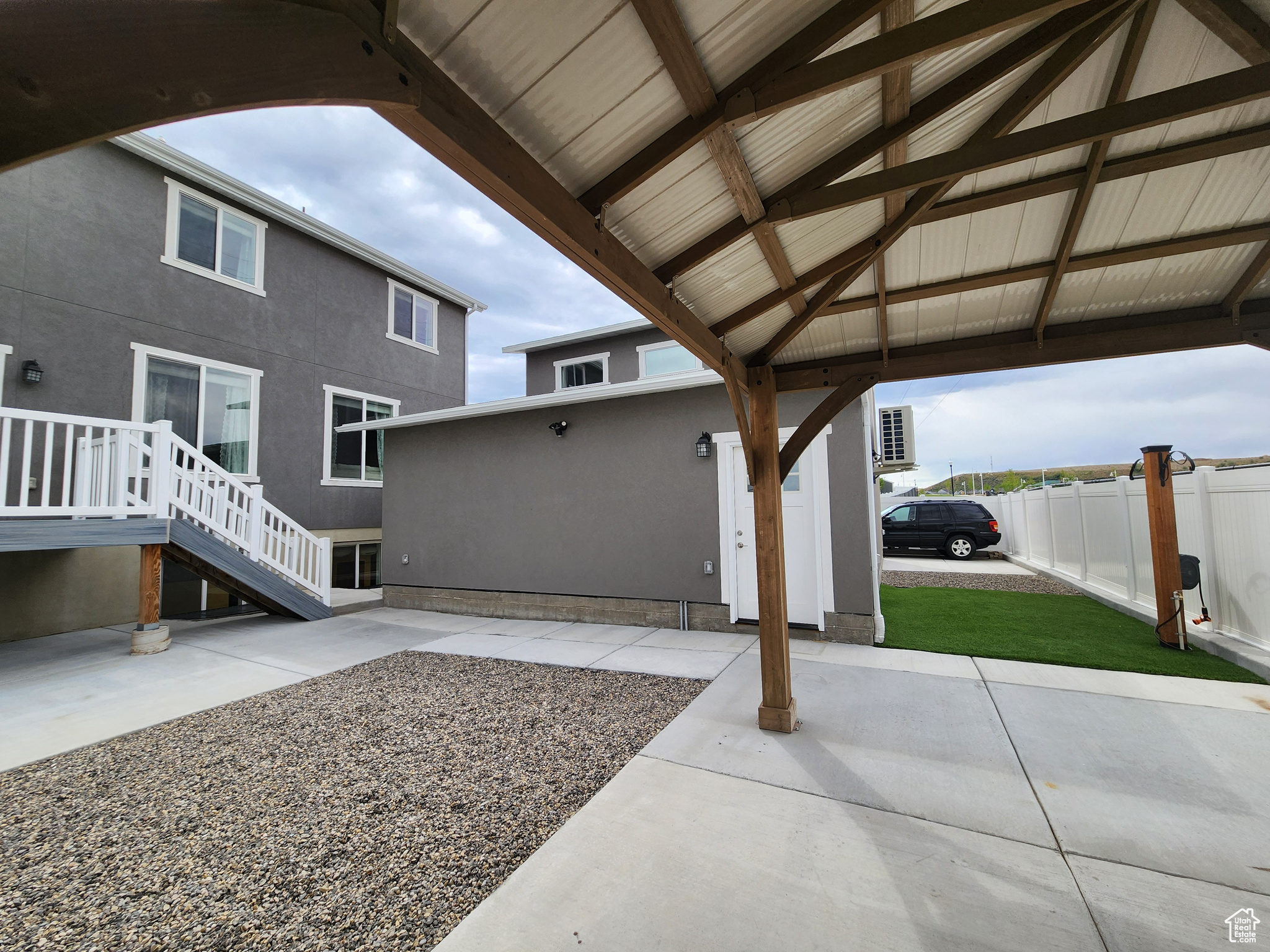 WOOD HOLLOW ESTATES - Residential