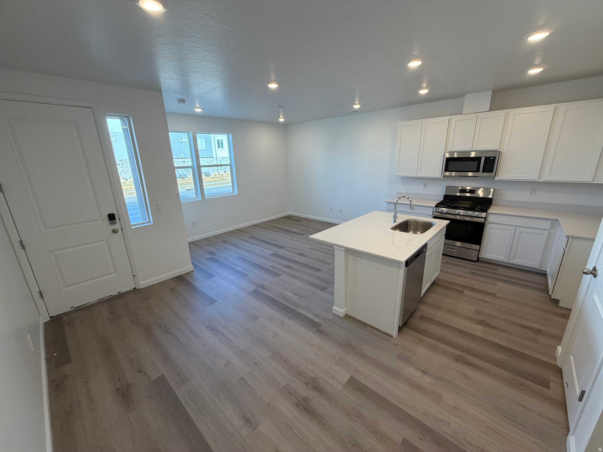 VILLAGES AT ARROWHEAD PARK - Residential