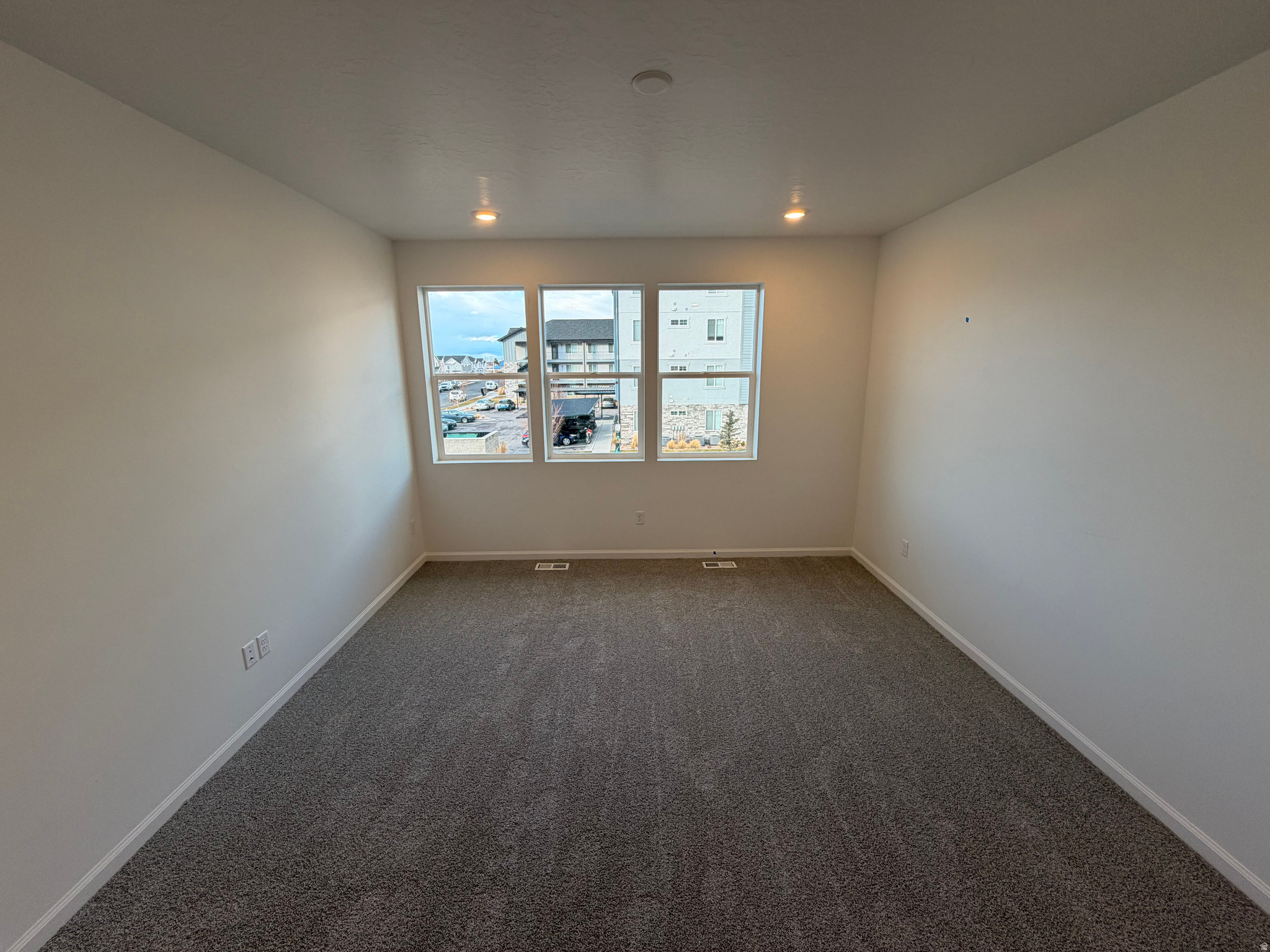 VILLAGES AT ARROWHEAD PARK - Residential