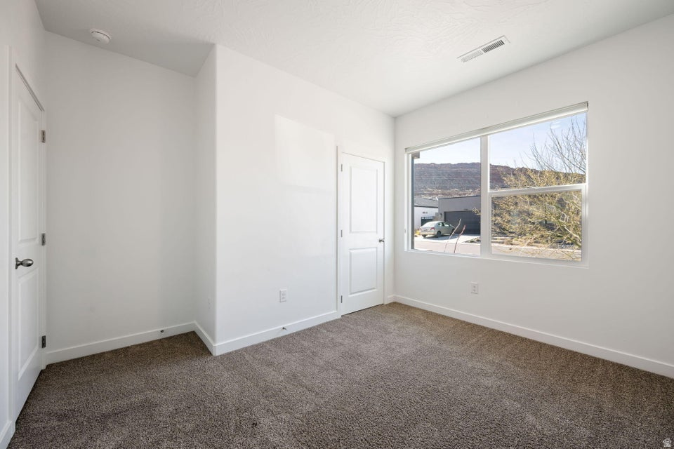 STANDING ROCK EAST AT LONG VALLEY - Residential