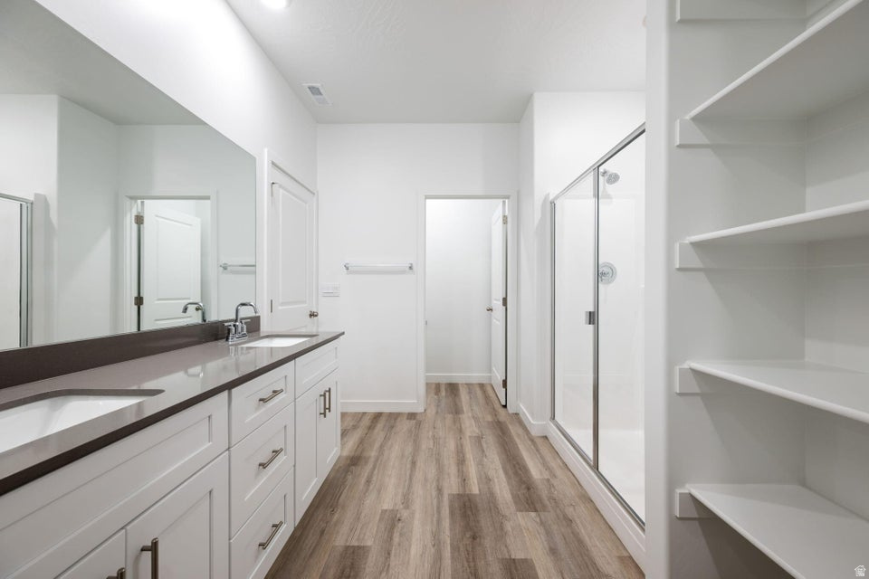 STANDING ROCK EAST AT LONG VALLEY - Residential