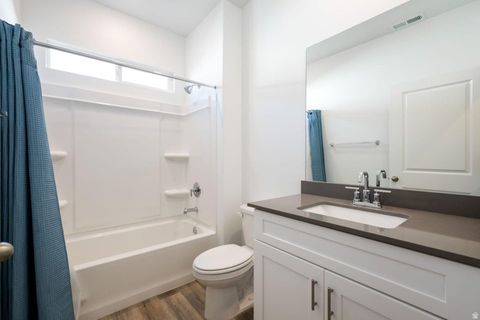 Tiny photo for 3537 S PADRE BAY DR, Washington, UT 84780 (MLS # 2144515)