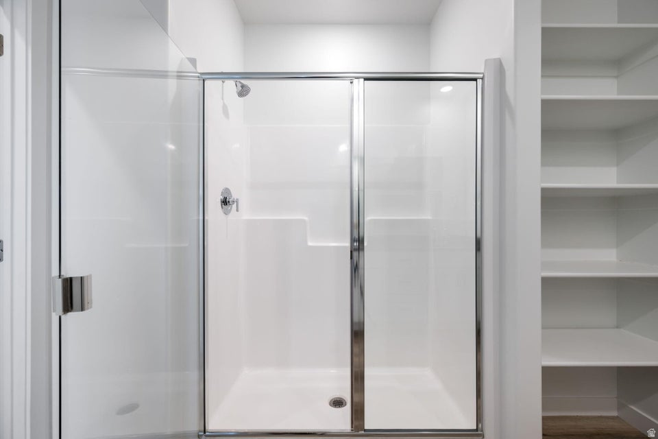 STANDING ROCK EAST AT LONG VALLEY - Residential