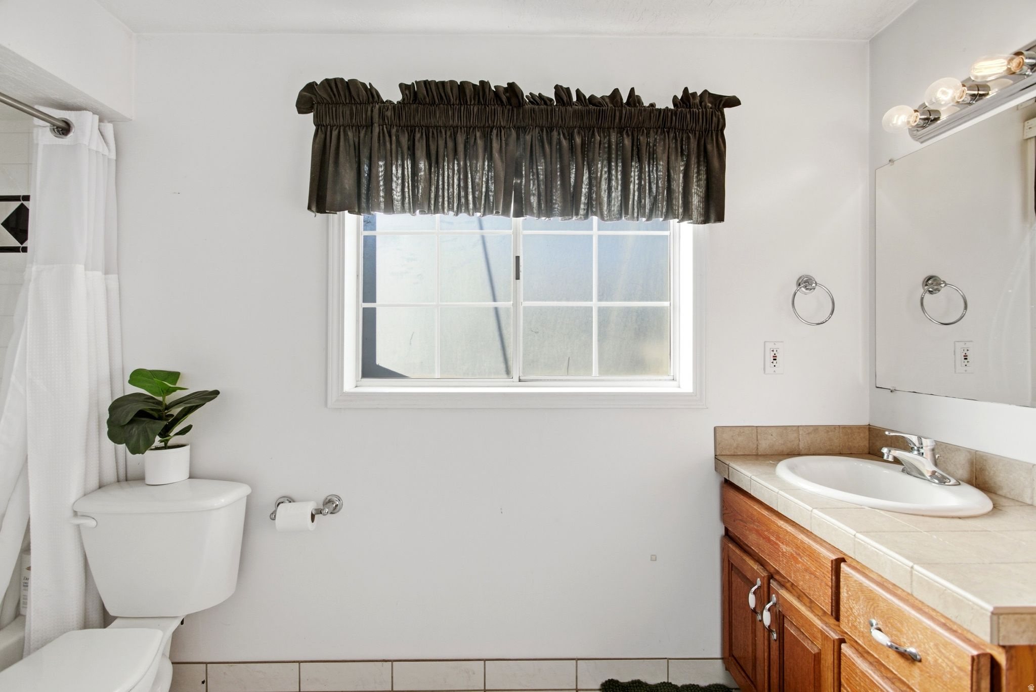 ALAND OF HONEY - Residential