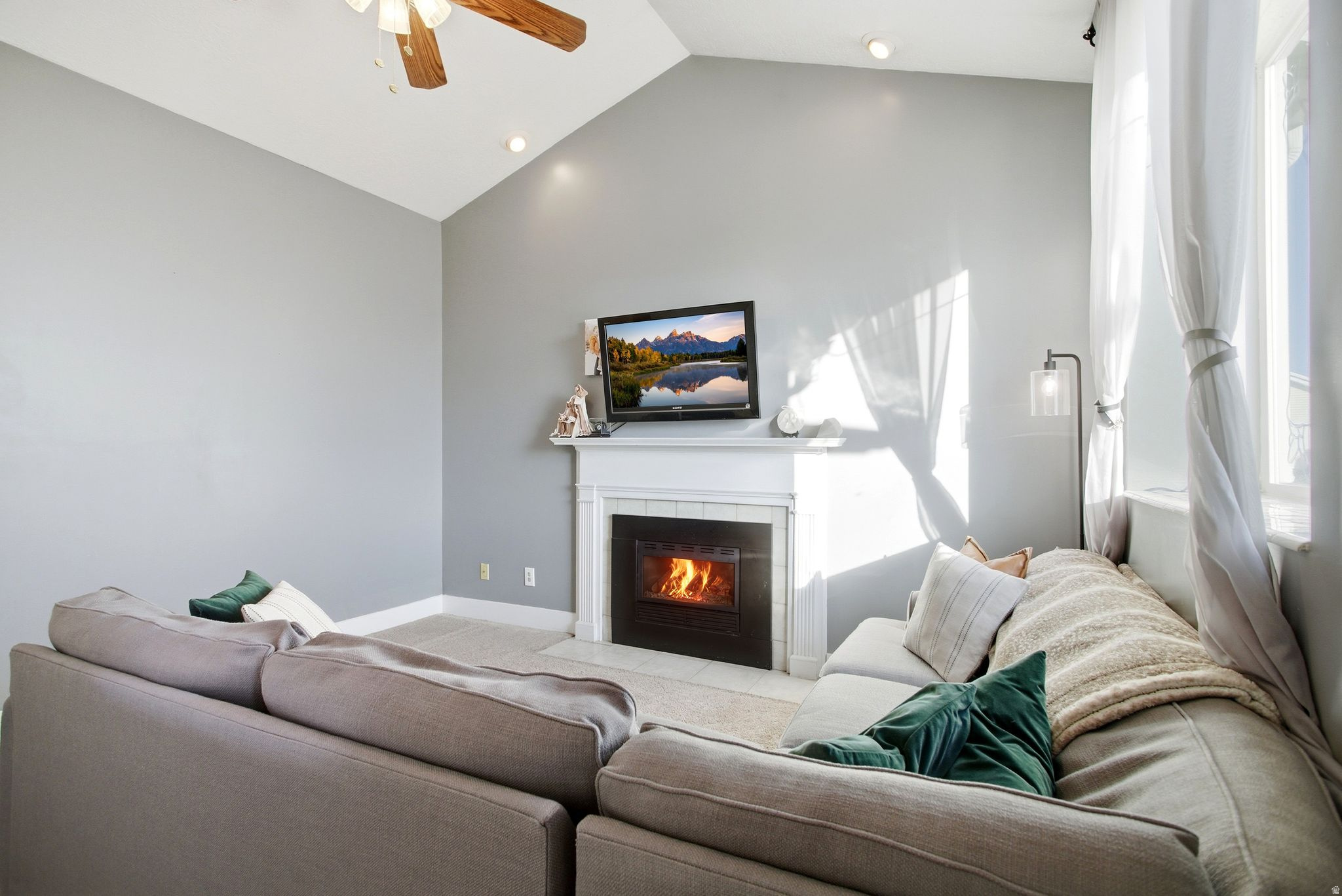 ALAND OF HONEY - Residential