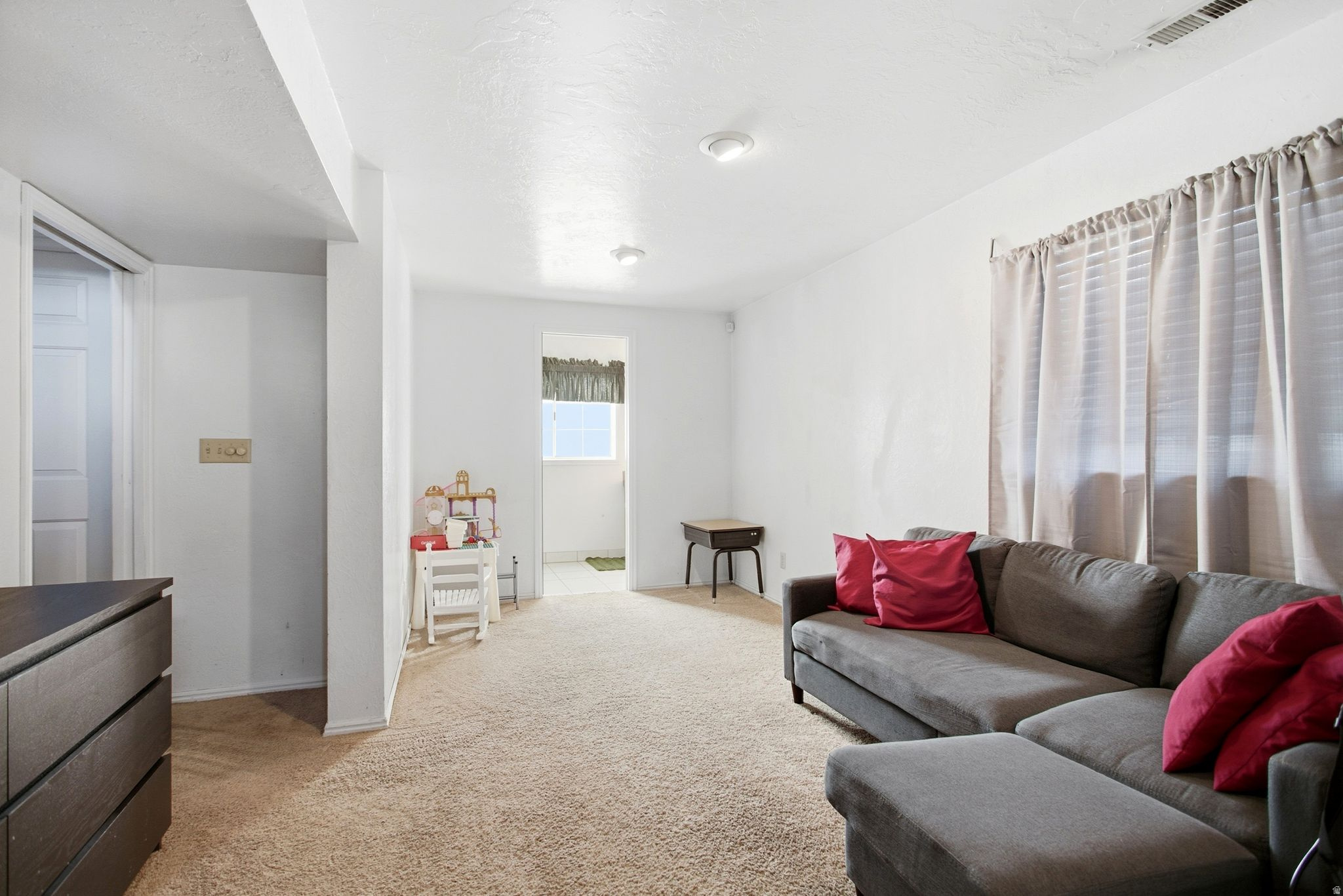 ALAND OF HONEY - Residential