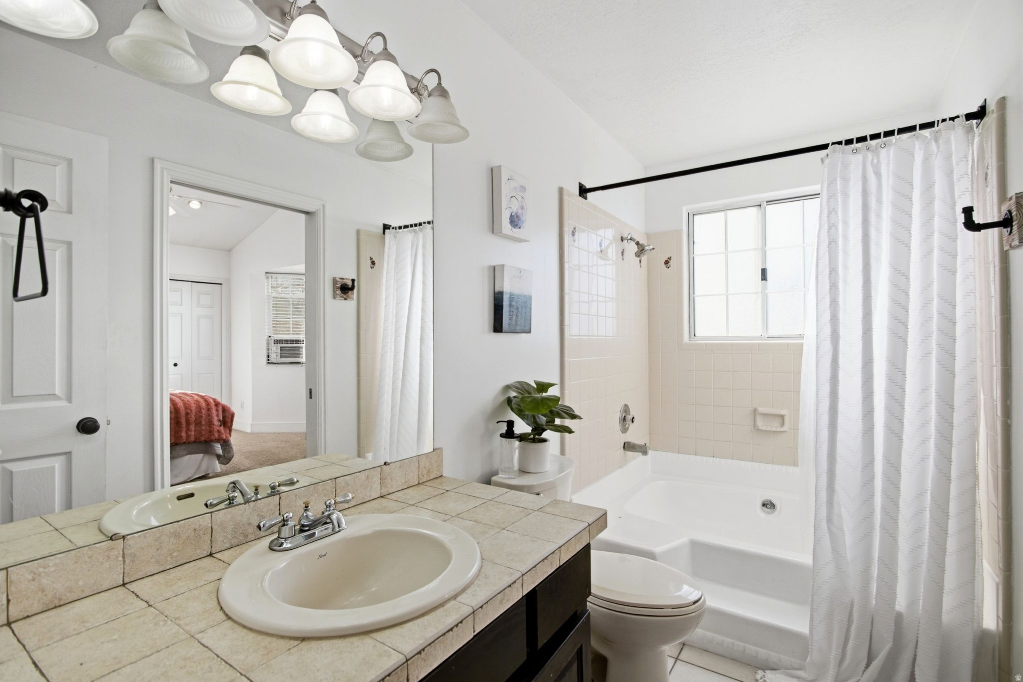 ALAND OF HONEY - Residential