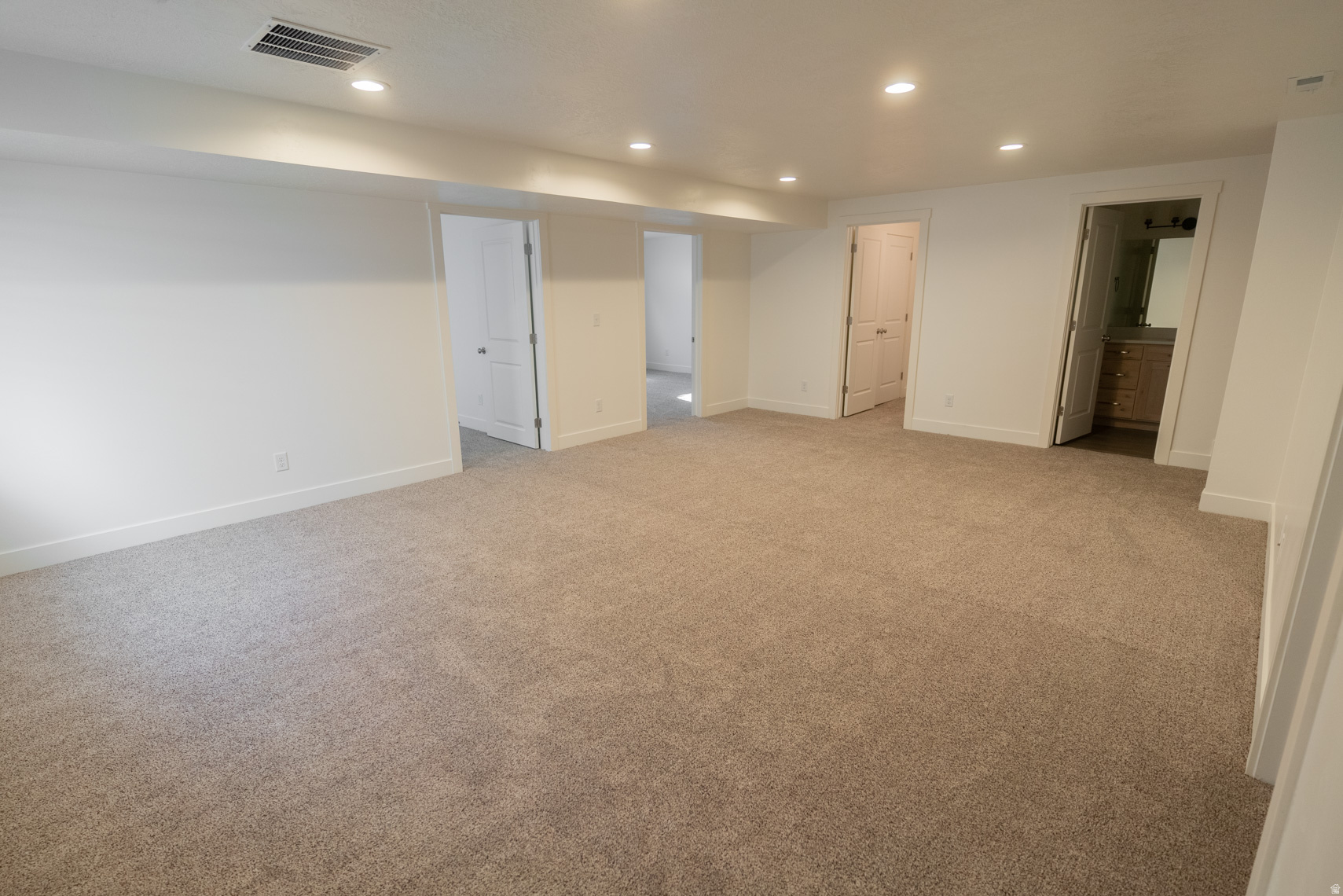 RICHMOND VILLAGE - Residential