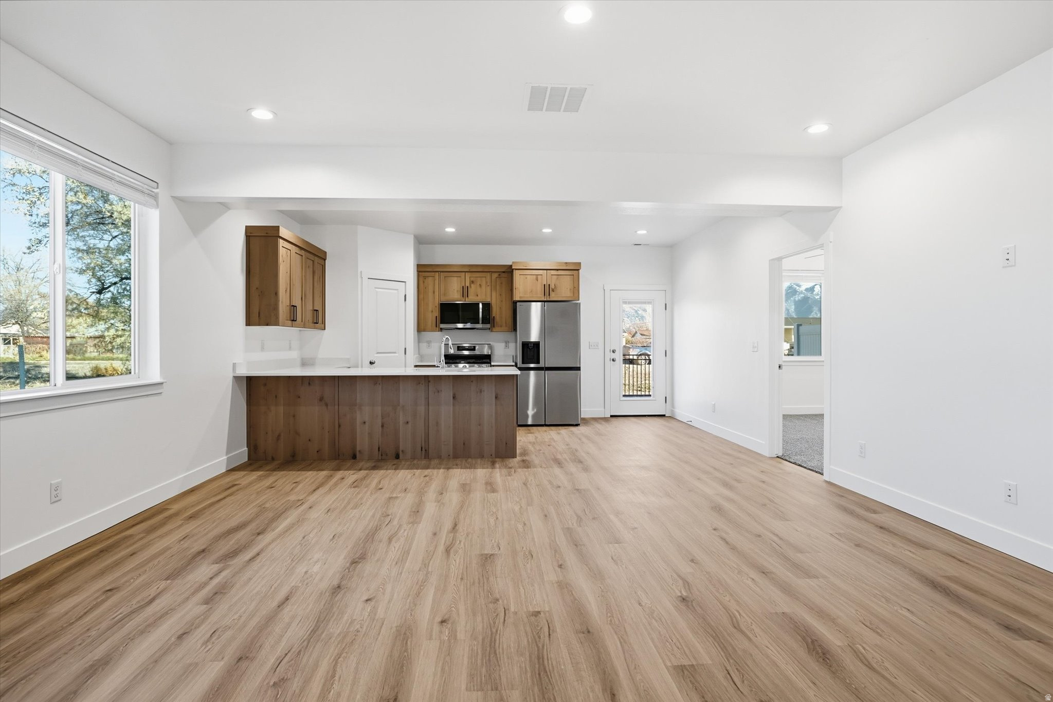 RICHMOND VILLAGE - Residential