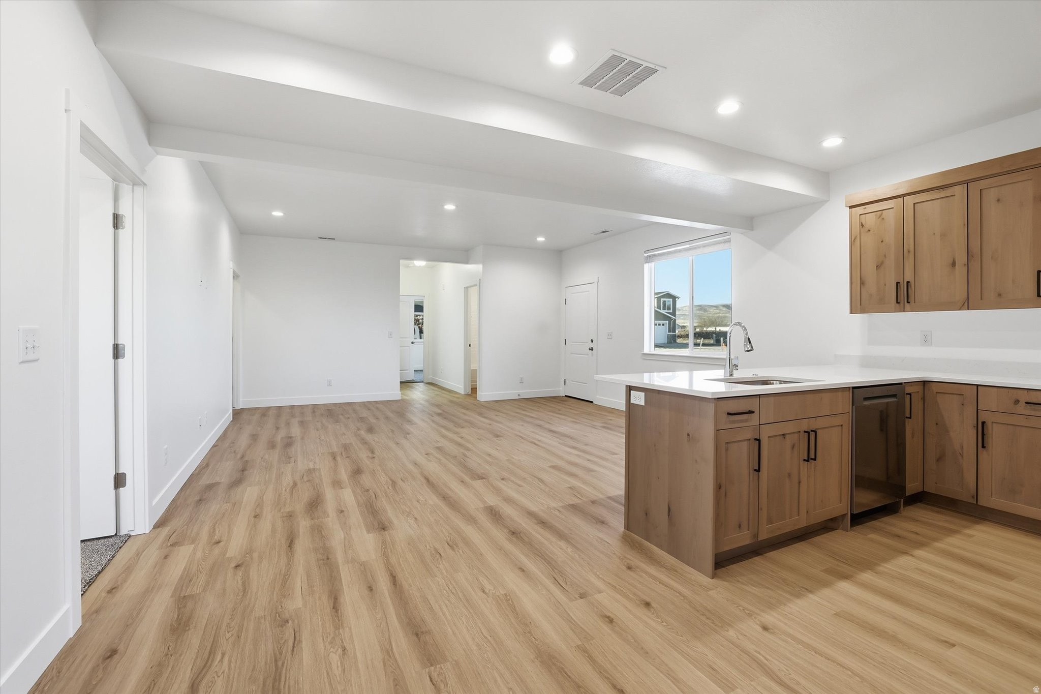 RICHMOND VILLAGE - Residential