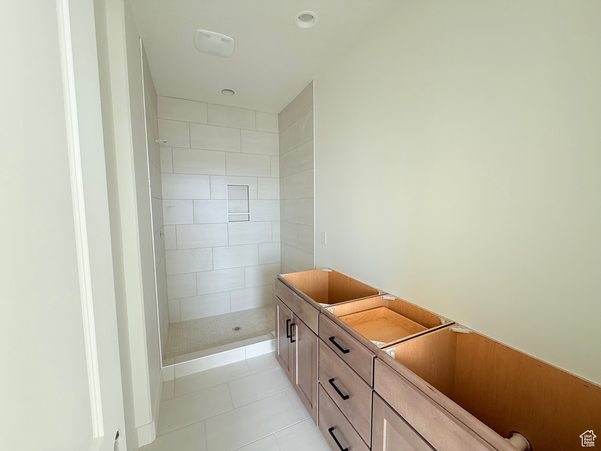 570 N Sego Way #214, Farmington, Utah image 4
