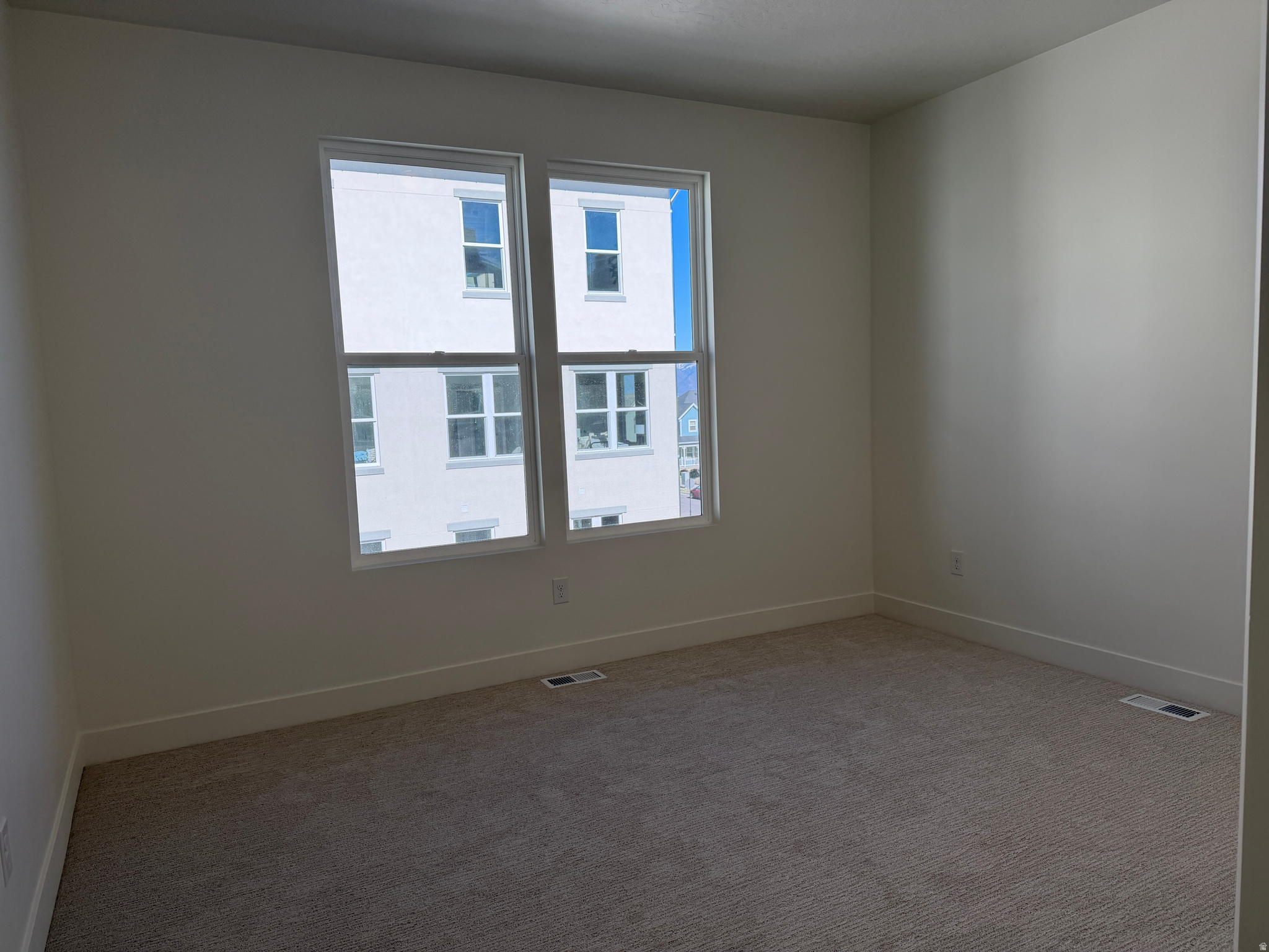 DOWNTOWN DAYBREAK - Residential