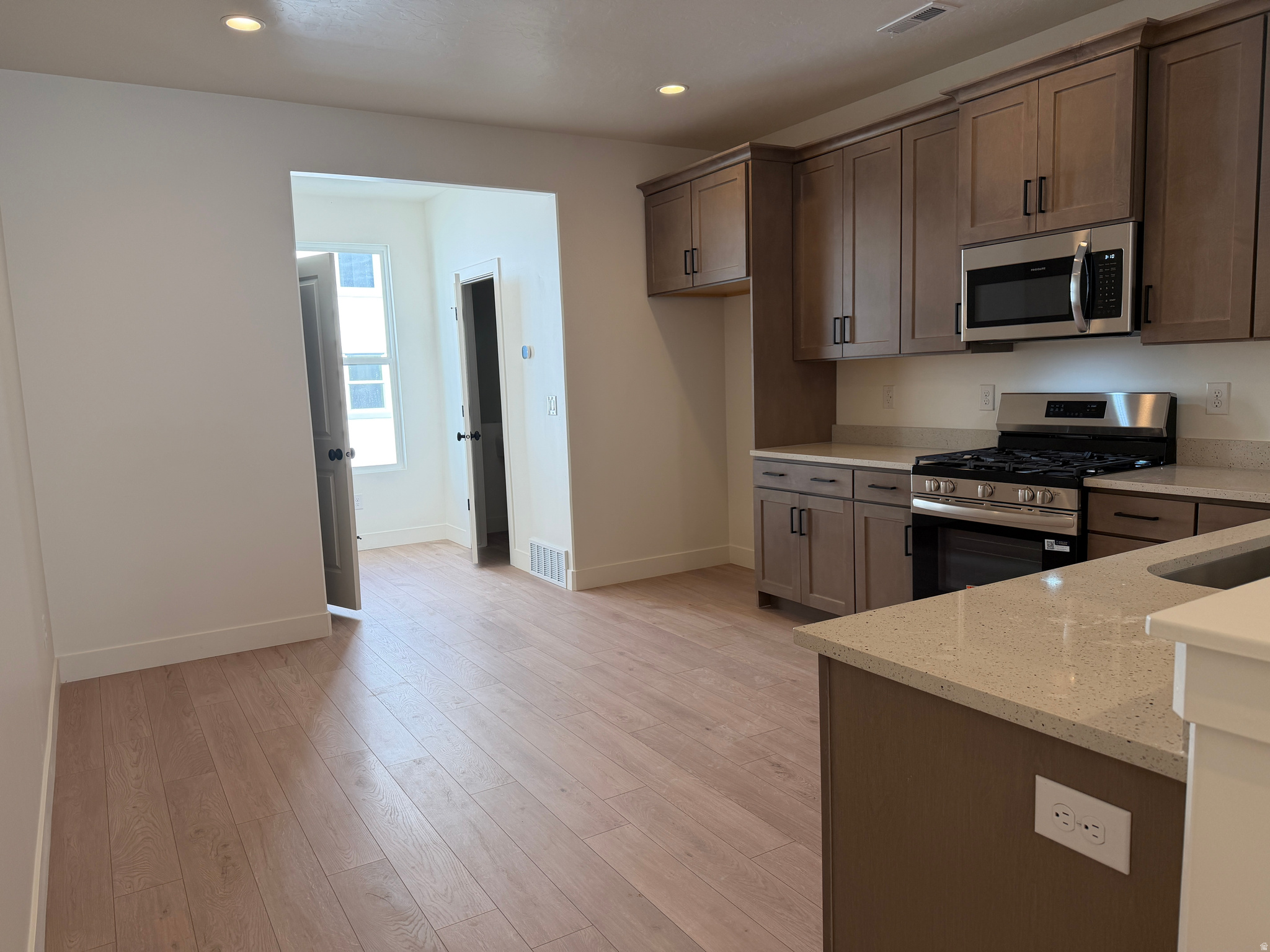 DOWNTOWN DAYBREAK - Residential