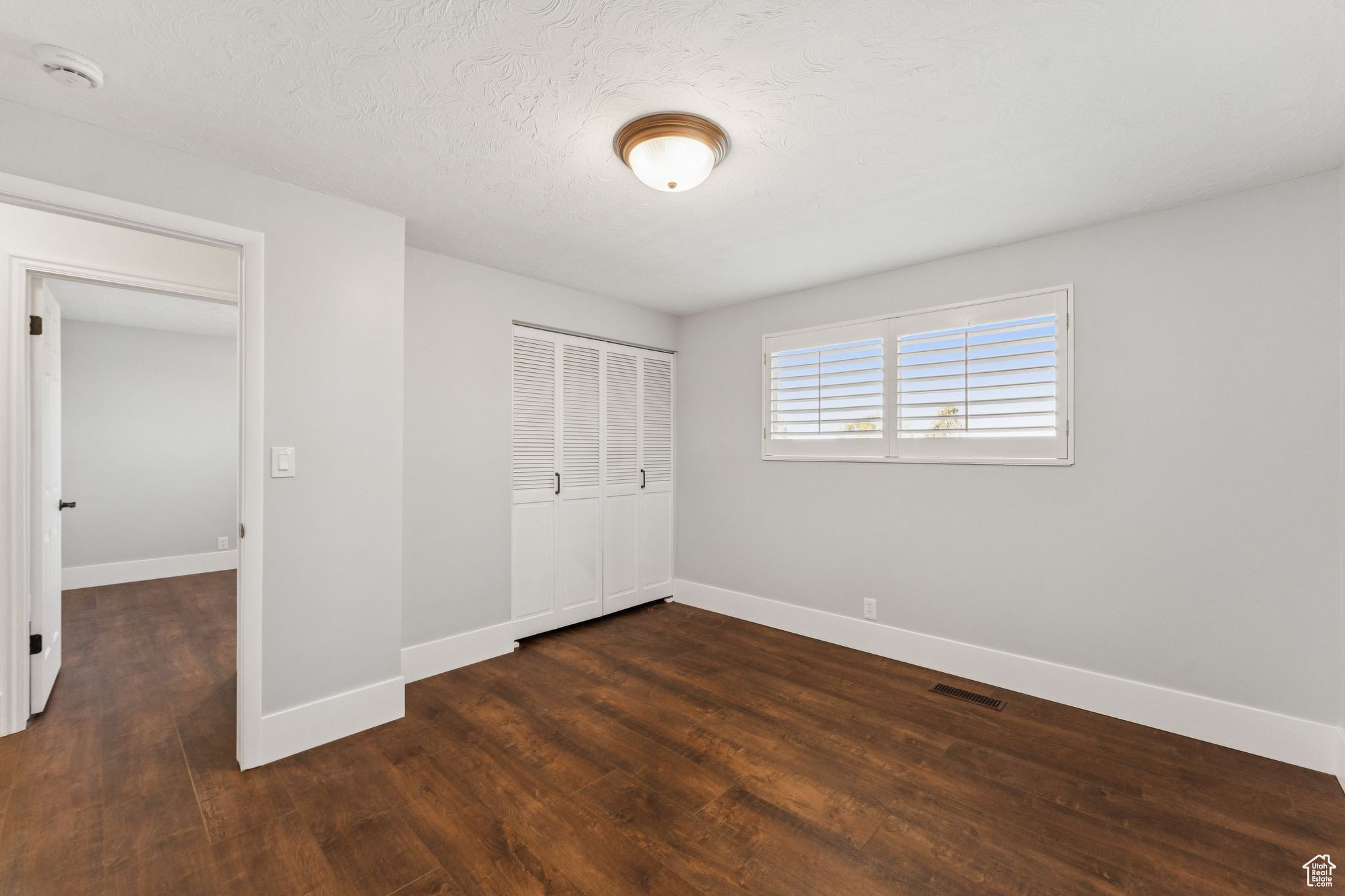 OAKRIDGE MANOR - Residential