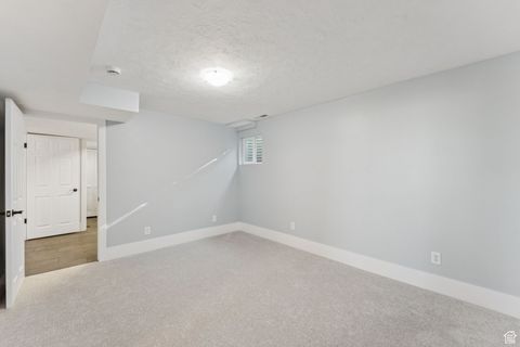 Tiny photo for 2423 S ELAINE DR E, Bountiful, UT 84010 (MLS # 2109585)