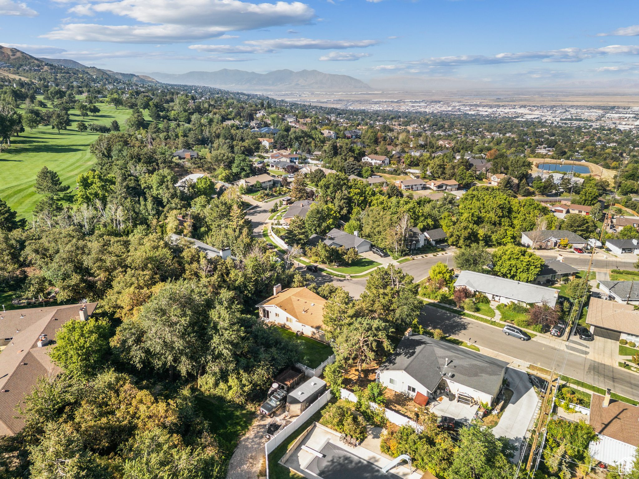 OAKRIDGE MANOR - Residential