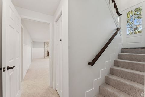 Tiny photo for 2423 S ELAINE DR E, Bountiful, UT 84010 (MLS # 2109585)