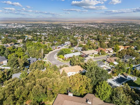 Tiny photo for 2423 S ELAINE DR E, Bountiful, UT 84010 (MLS # 2109585)