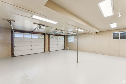 Tiny photo for 2423 S ELAINE DR E, Bountiful, UT 84010 (MLS # 2109585)