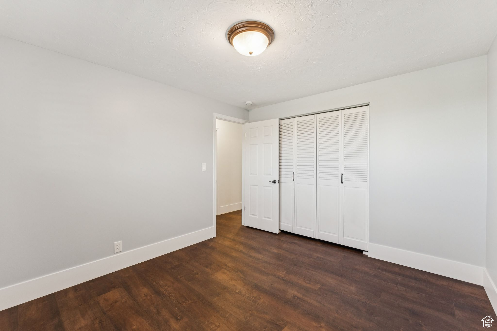 OAKRIDGE MANOR - Residential