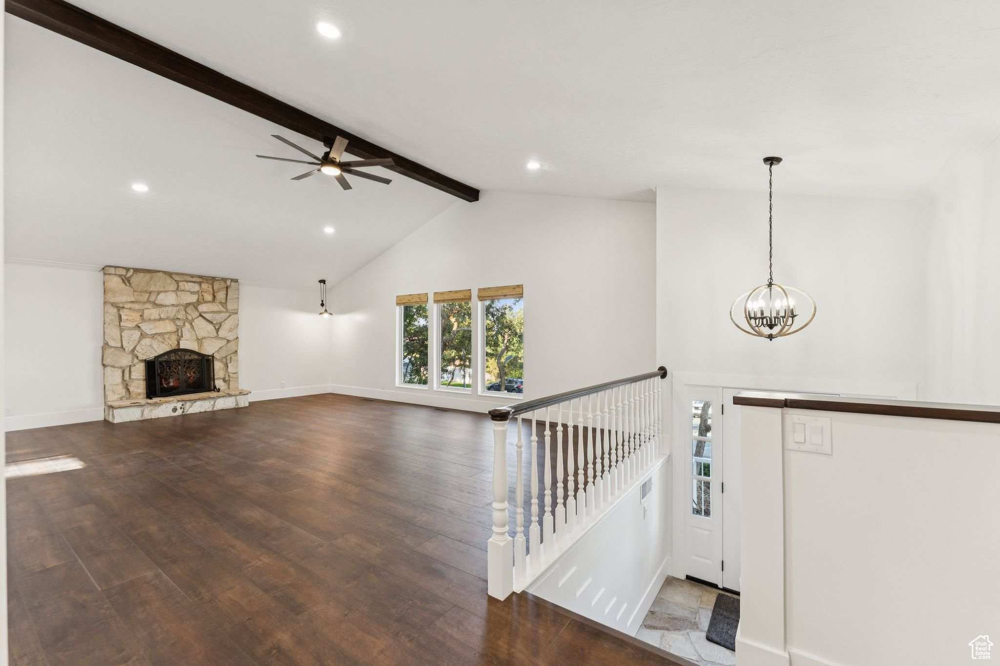 OAKRIDGE MANOR - Residential