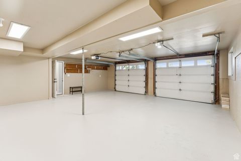 Tiny photo for 2423 S ELAINE DR E, Bountiful, UT 84010 (MLS # 2109585)