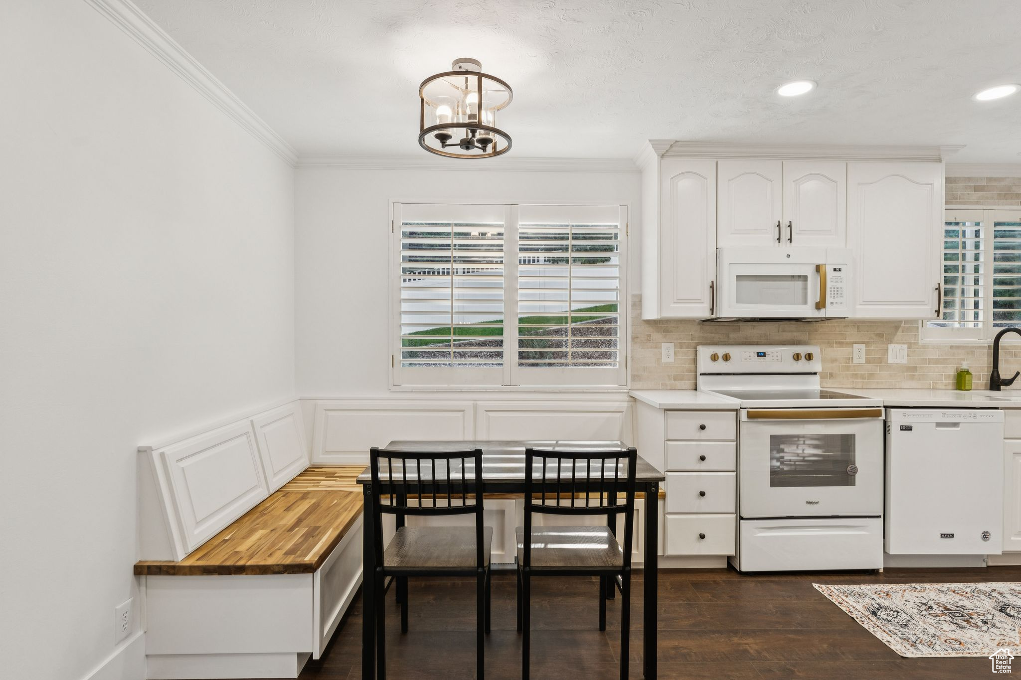 OAKRIDGE MANOR - Residential