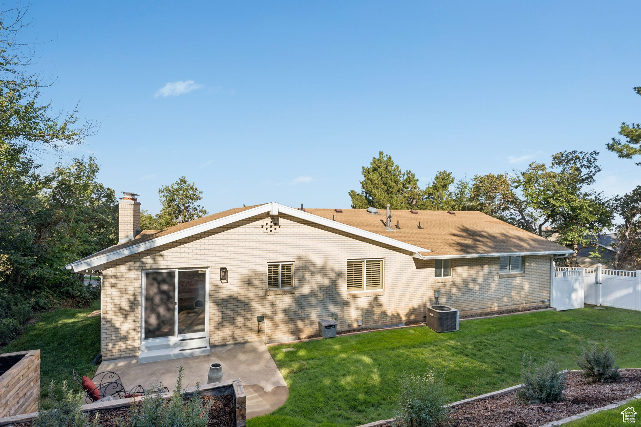 OAKRIDGE MANOR - Residential