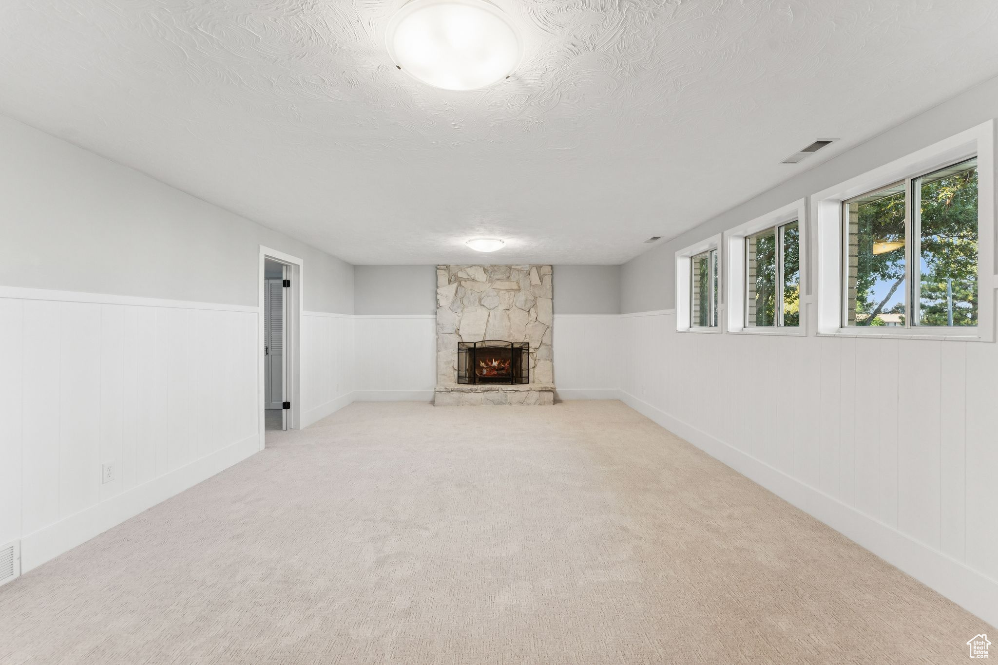 OAKRIDGE MANOR - Residential