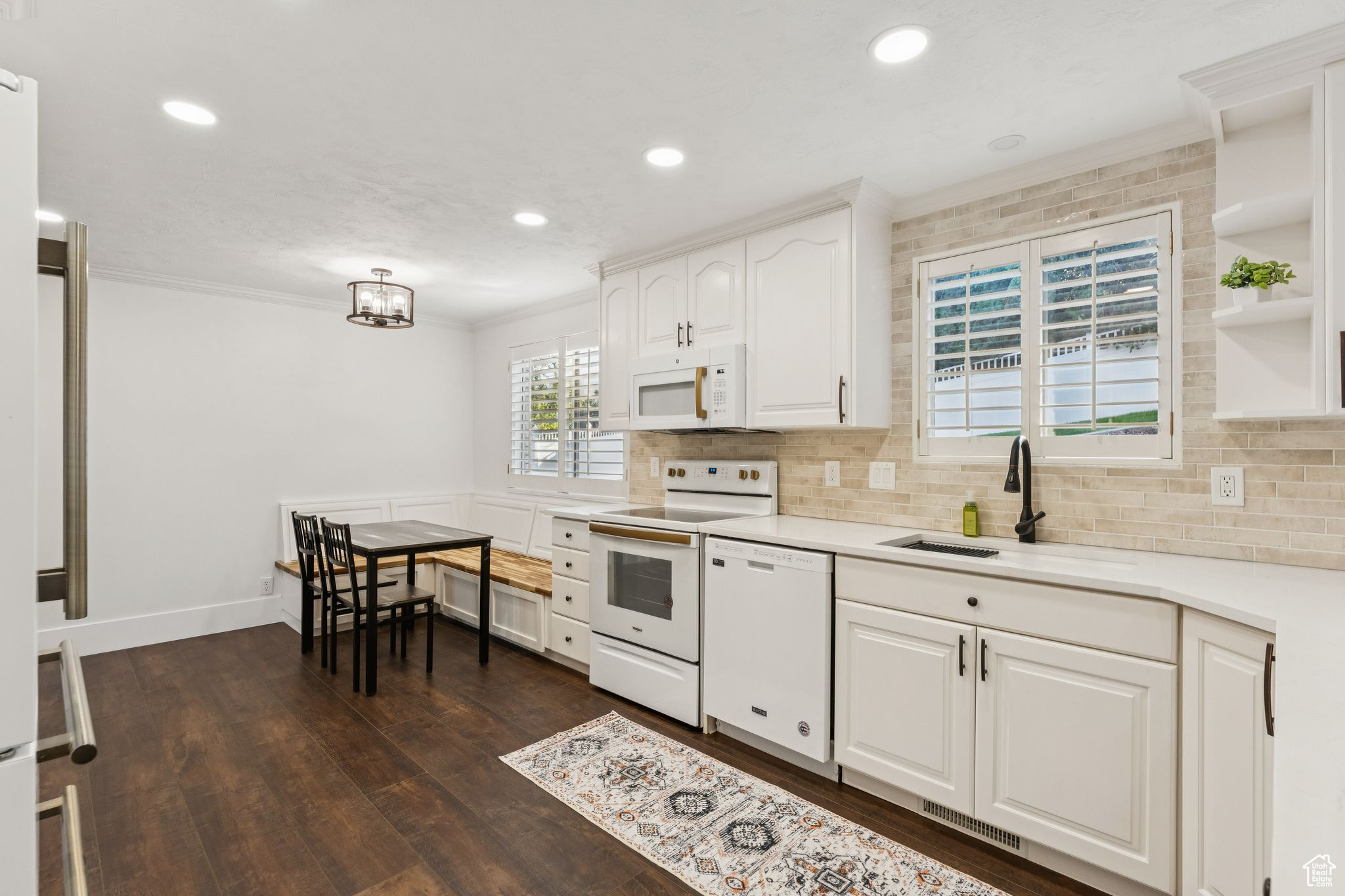 OAKRIDGE MANOR - Residential