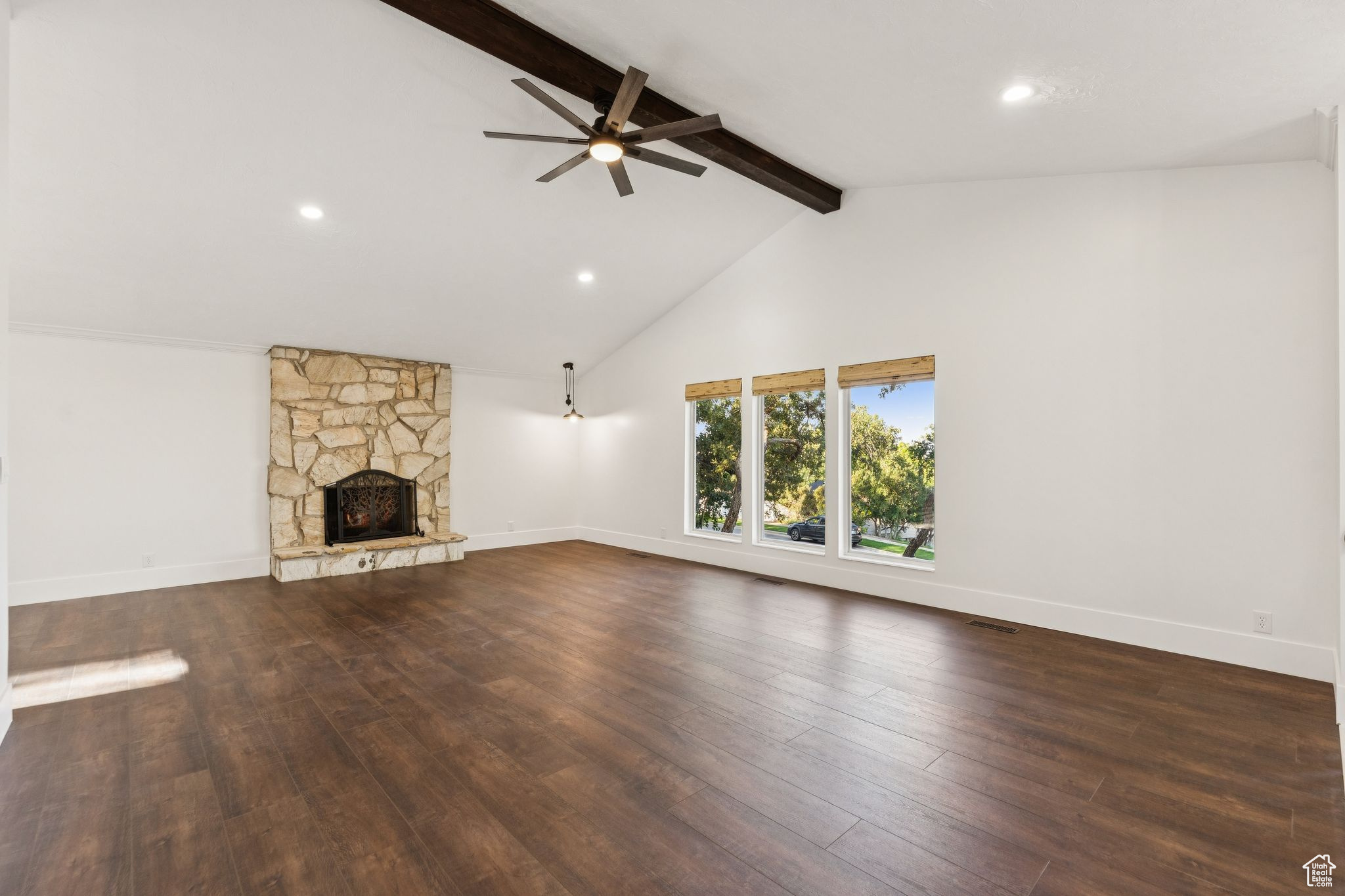 OAKRIDGE MANOR - Residential