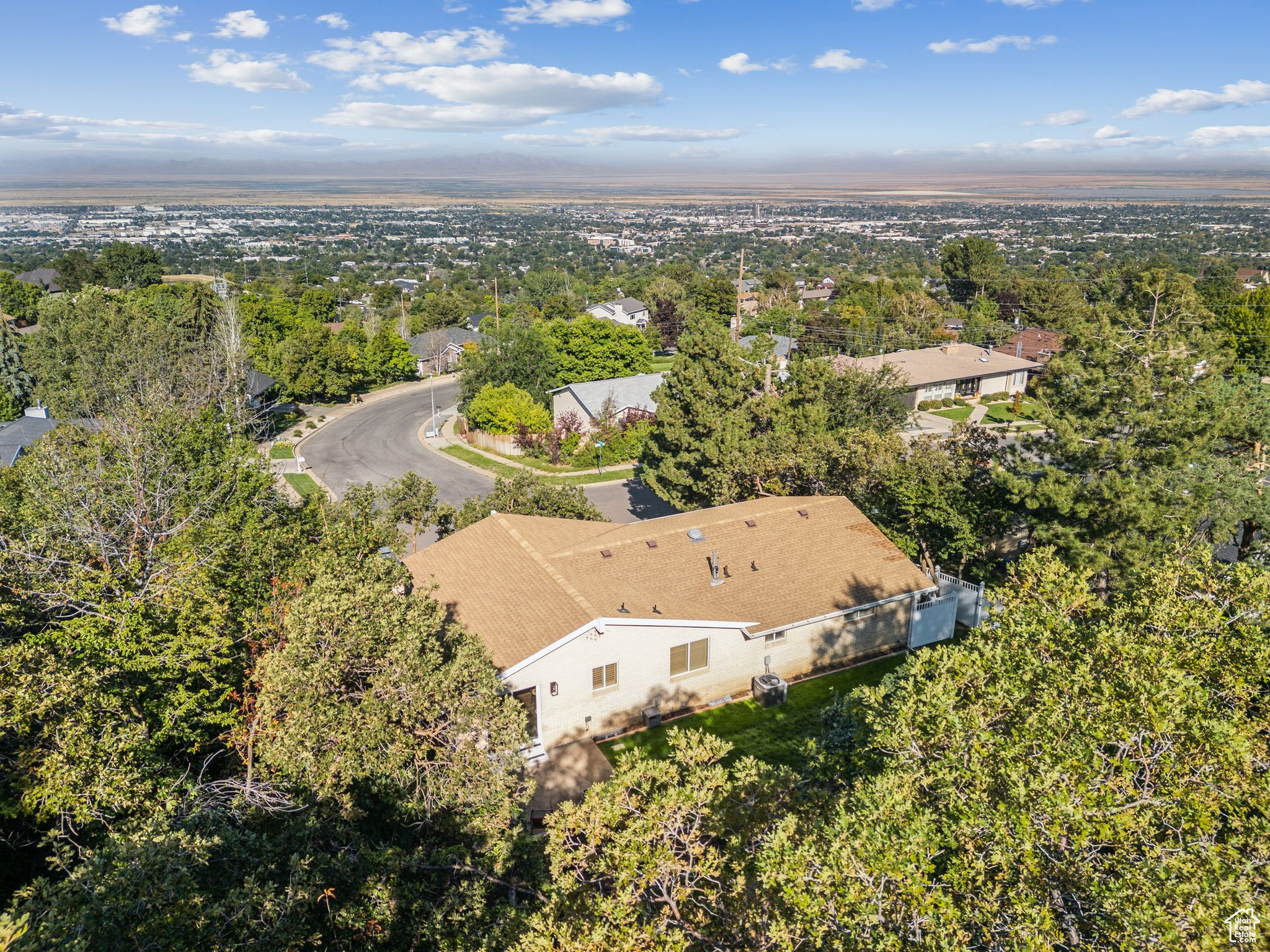 OAKRIDGE MANOR - Residential