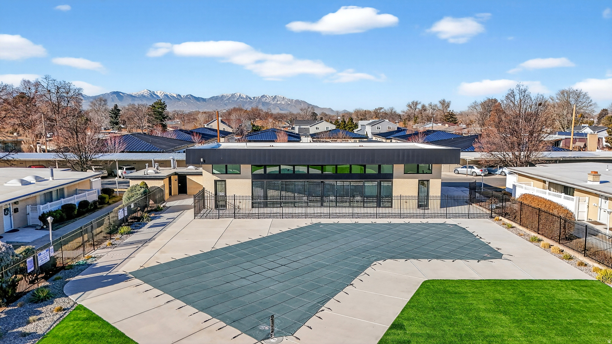 CAPRI PARK - Residential