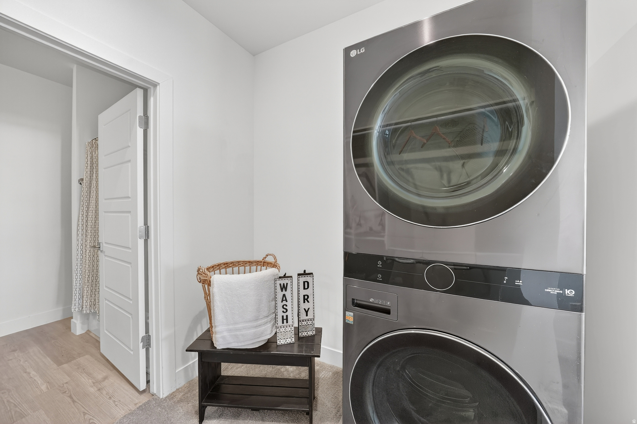 CAPRI PARK - Residential