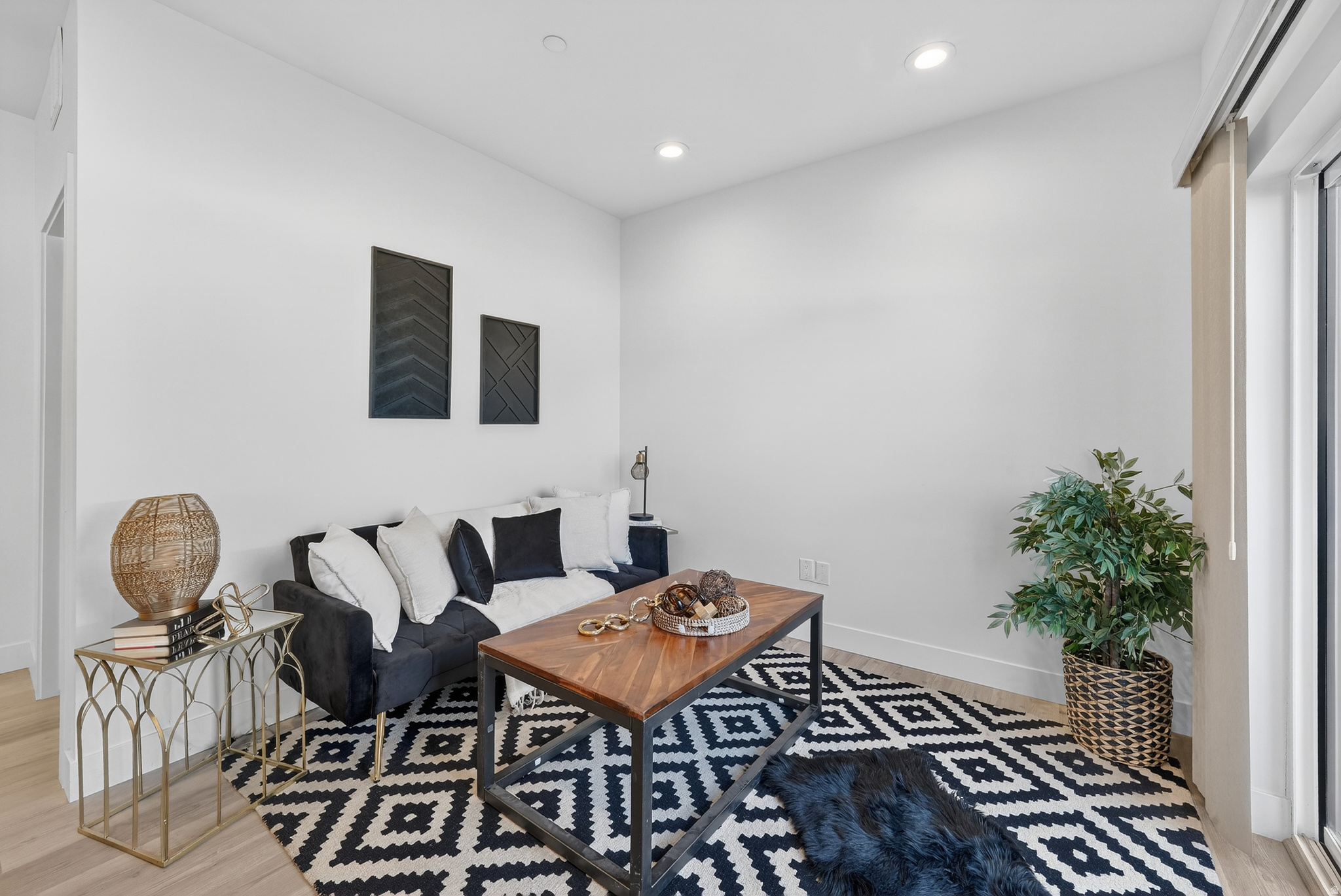 CAPRI PARK - Residential