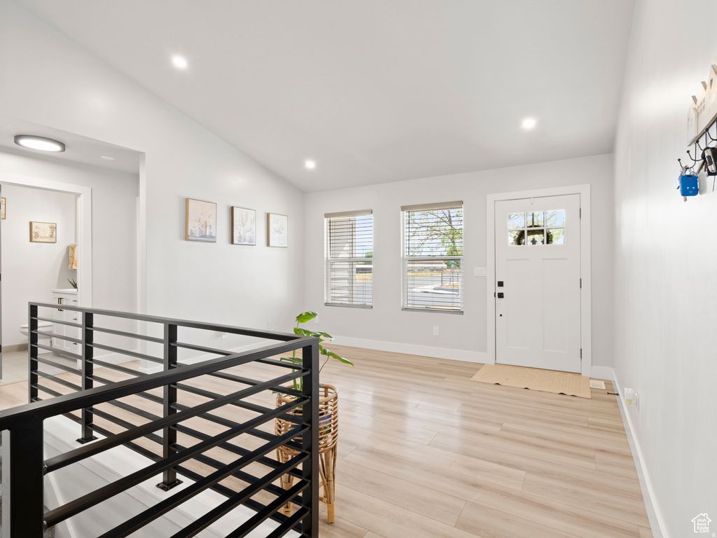 Photo of 214 S 900 W, Herriman, UT 84096 (MLS # 2149651)