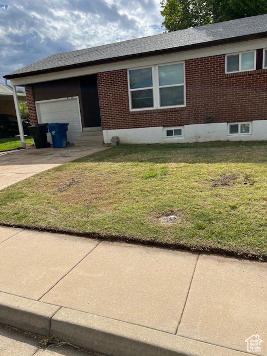 Fantastic home almost $40,000 spent on remodel. New windows, point carpet, flooring, both baths remodeled. New base boards, light fixtures, blinds, rain gutter spouts. New doors, newer furnace, and central air. A black walnut tree on property. Check it out!