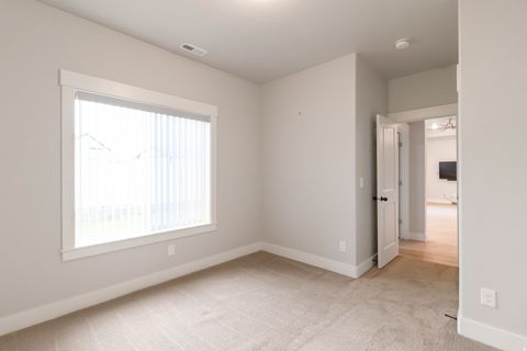 Tiny photo for 278 E 1850 N, North Ogden, UT 84414 (MLS # 2153717)