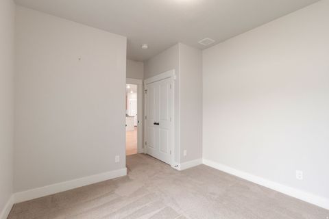 Tiny photo for 278 E 1850 N, North Ogden, UT 84414 (MLS # 2153717)