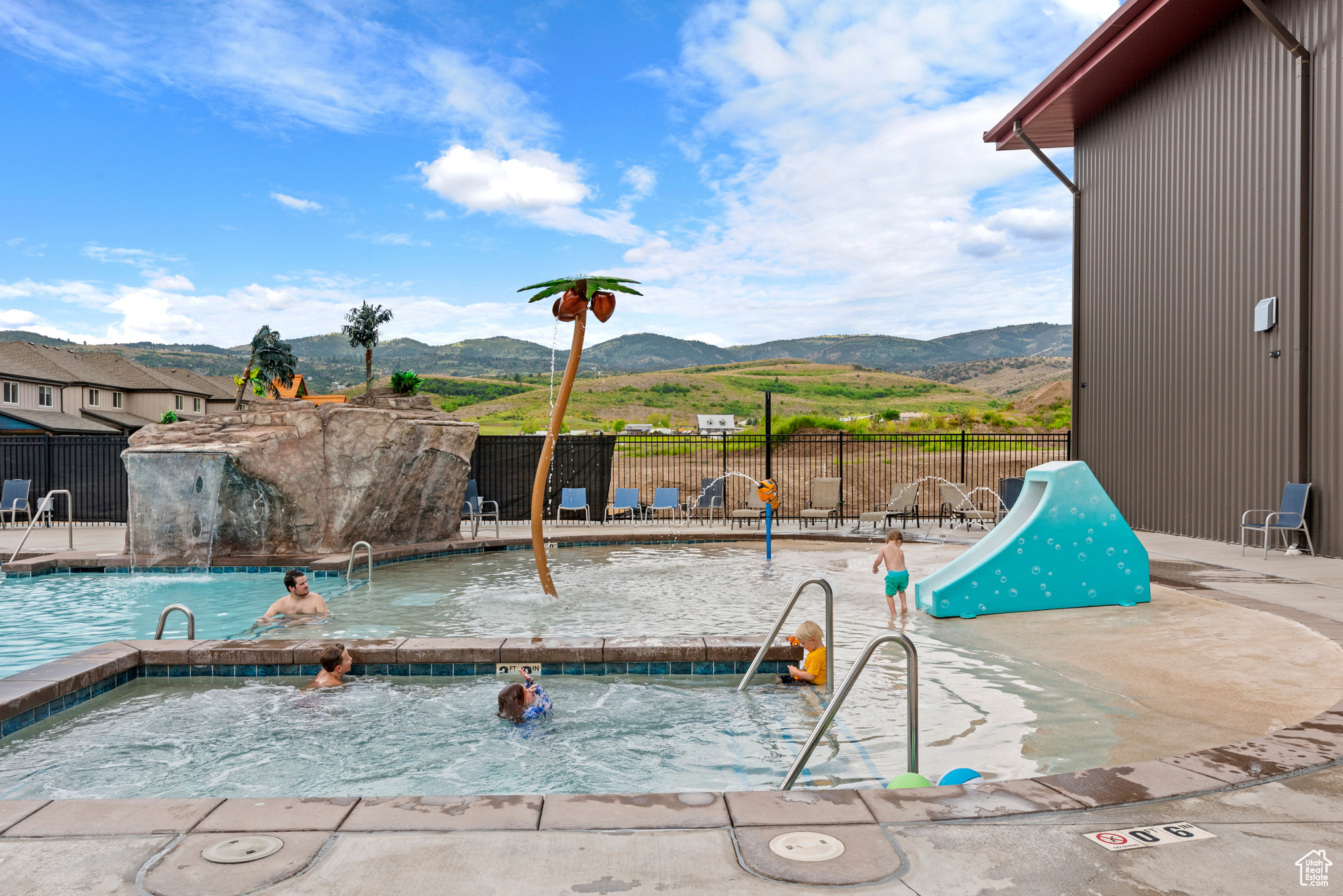 140 W 150 St #D12, Garden City, Utah image 38