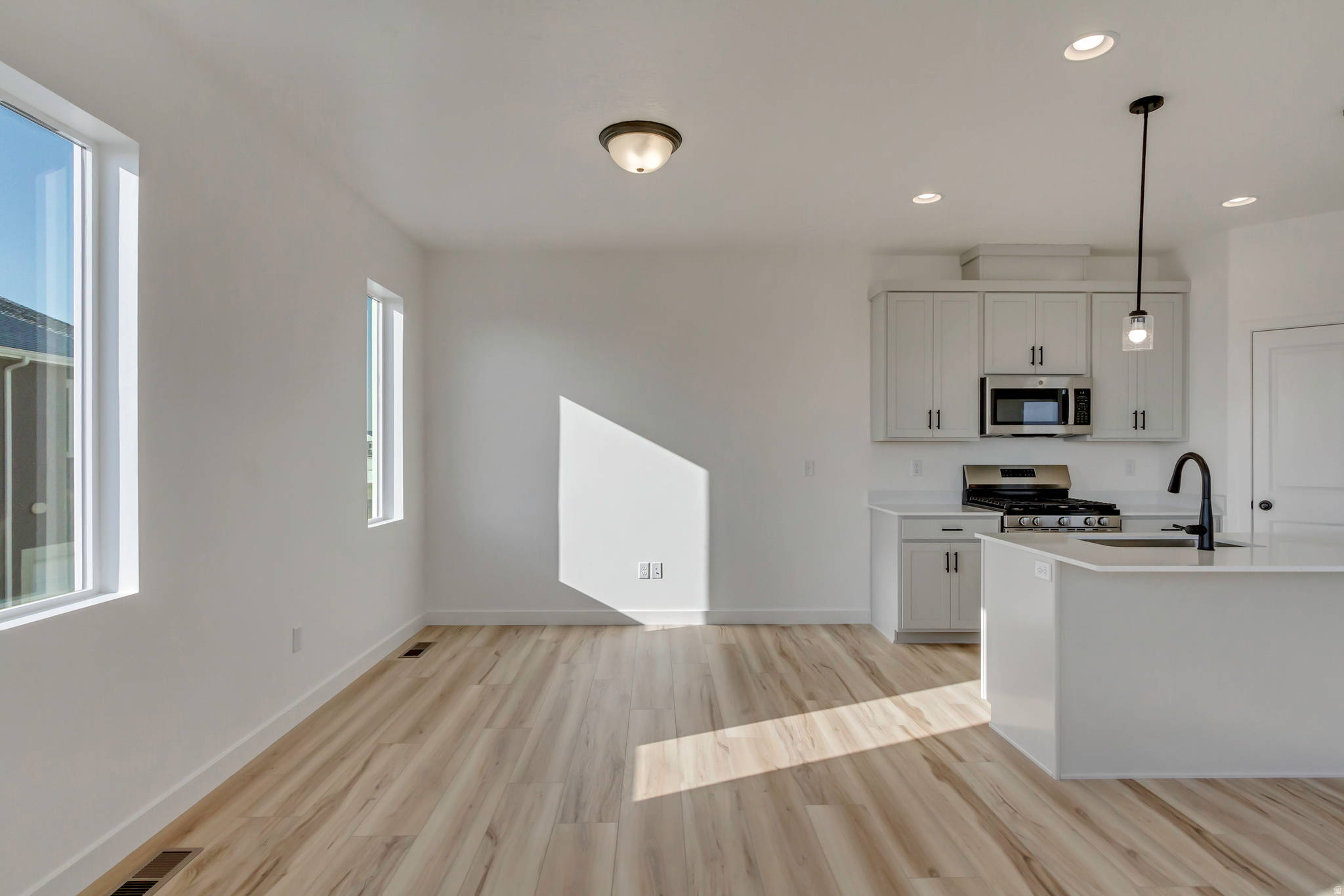 HARMONY PLACE - Residential