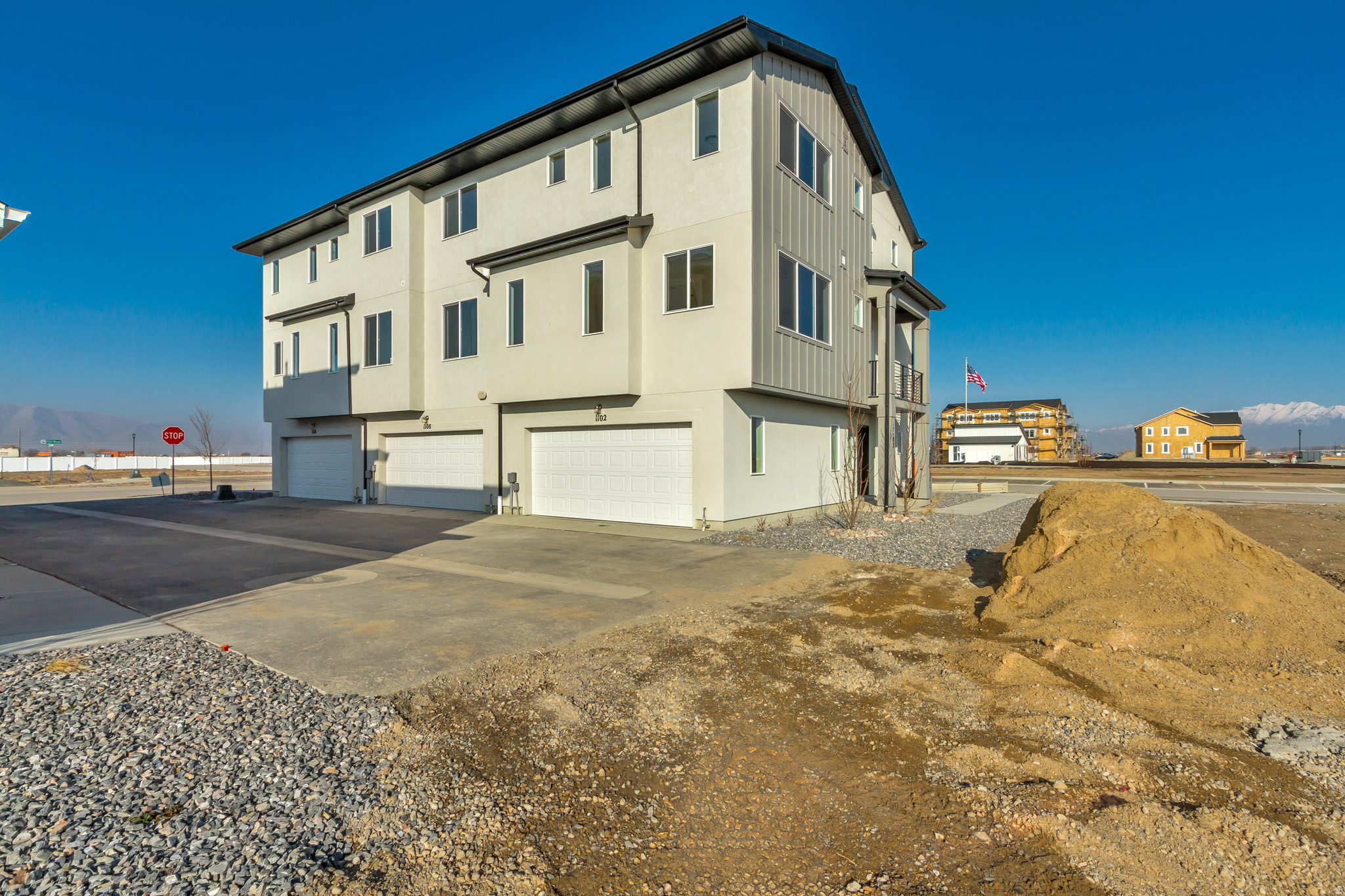 HARMONY PLACE - Residential