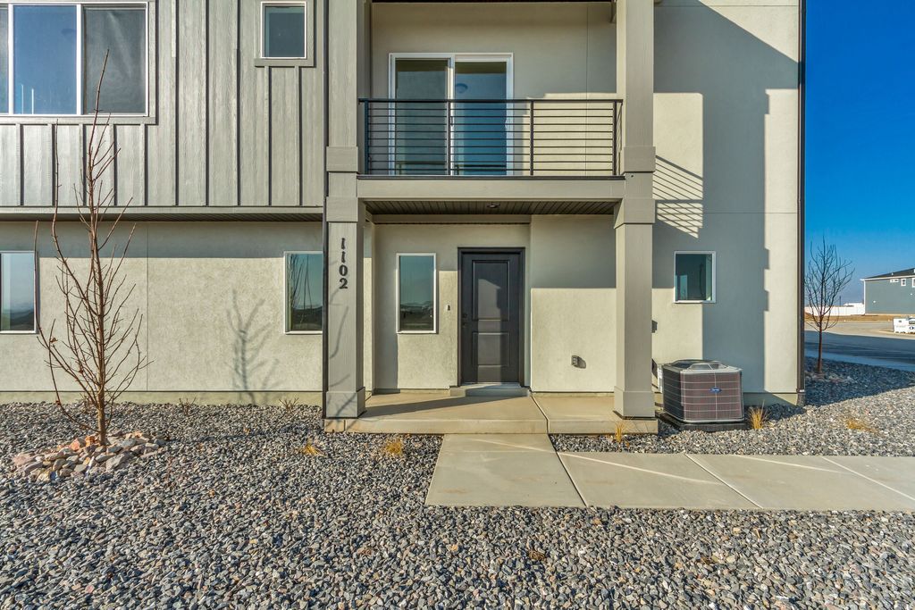 Photo of 1102 W 1580 St N #172, Salem, UT 84653 (MLS # 2136977)