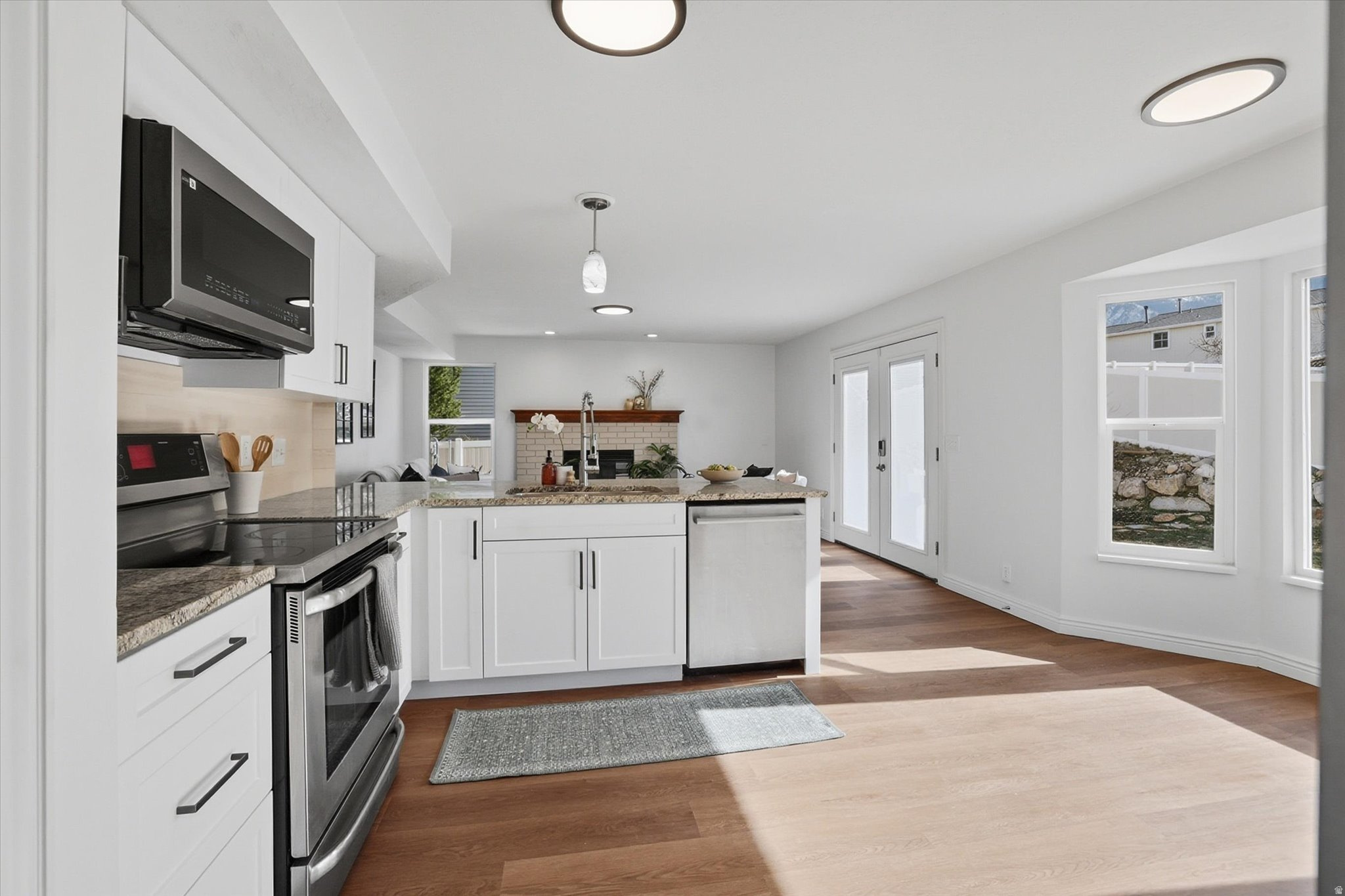 HILLSHIRE #3 - Residential