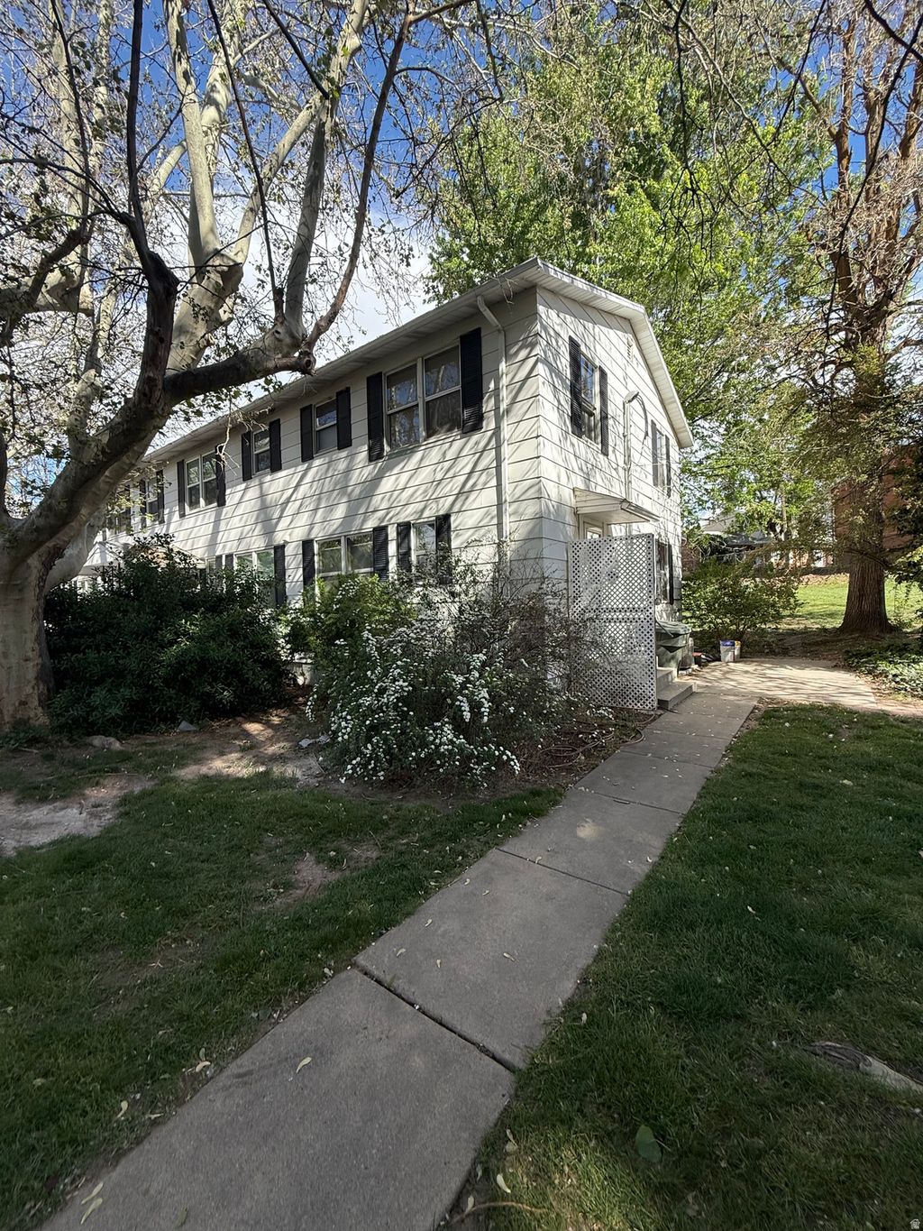 Photo of 3885 GRANDVIEW DR, Ogden, UT 84403 (MLS # 2152632)