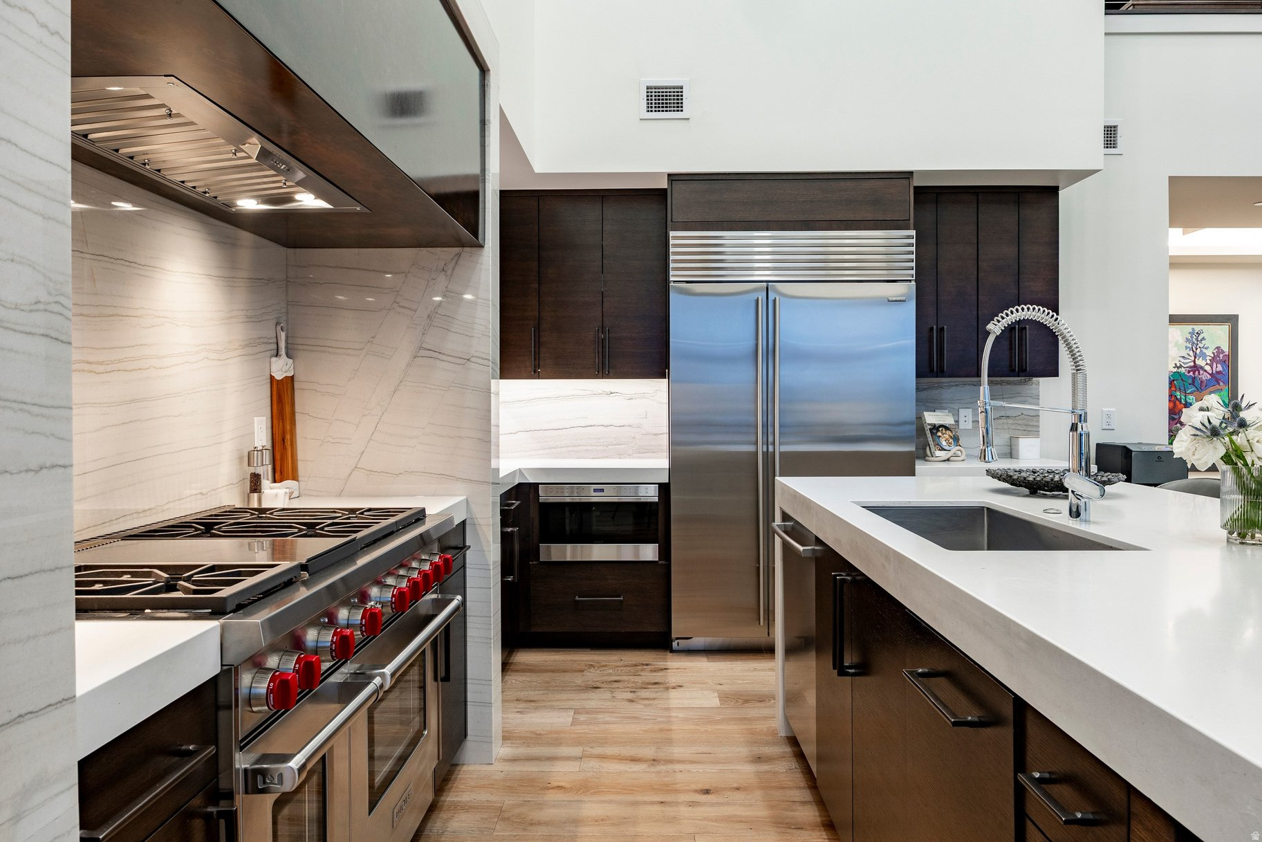 EMPIRE RESIDENCES - Residential