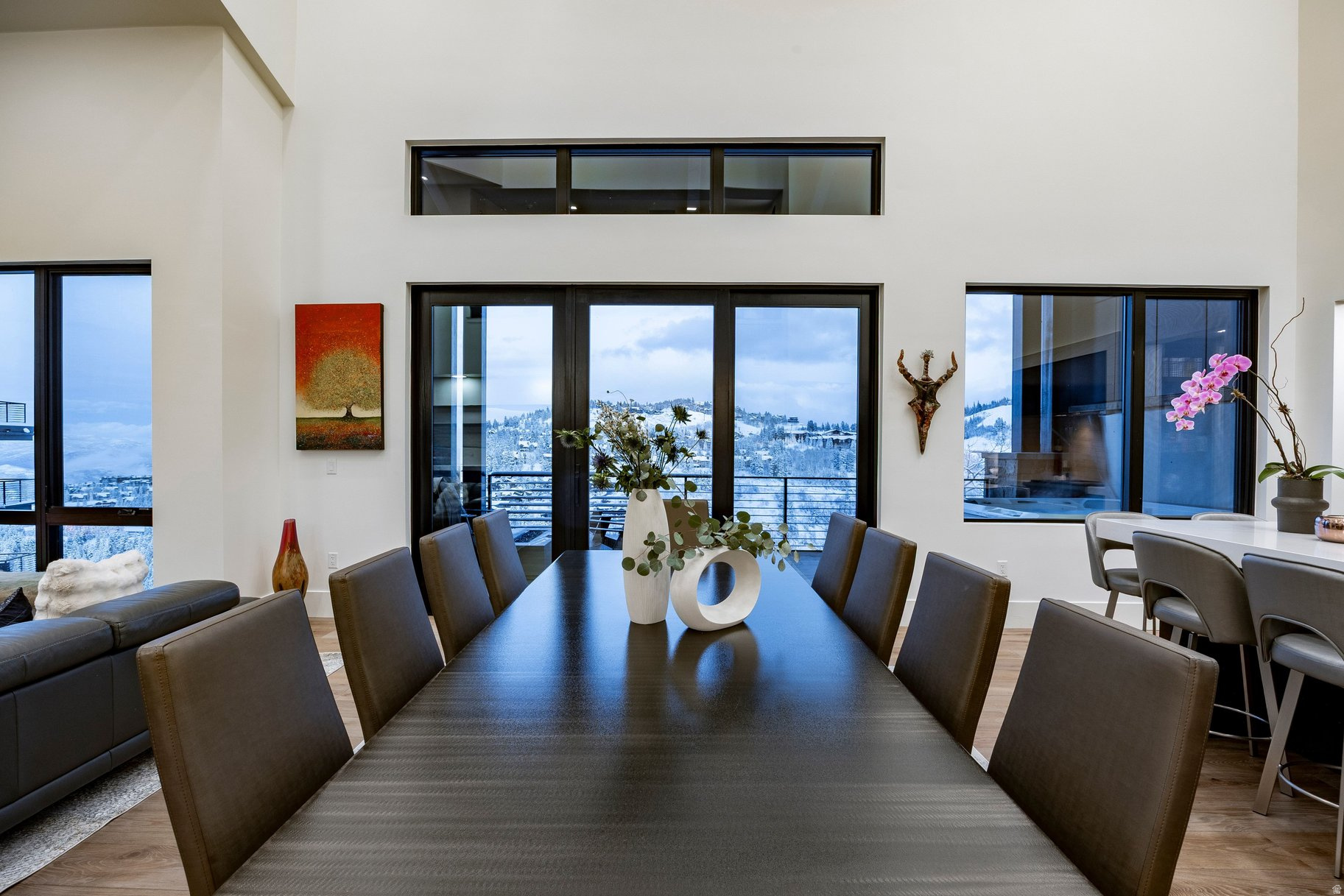 EMPIRE RESIDENCES - Residential